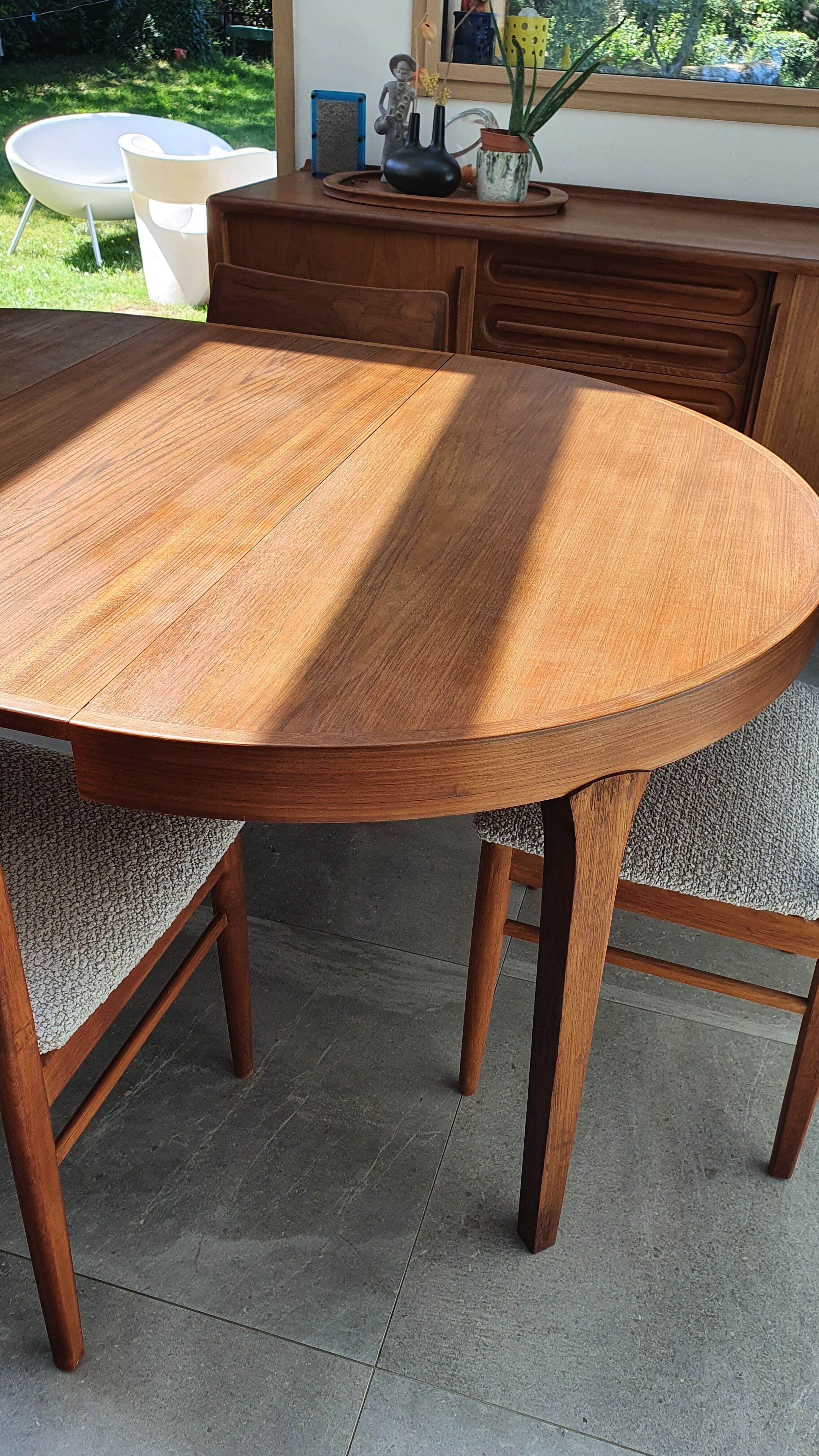 Teak dining table editor Gudme Mobelfabrik, Danish