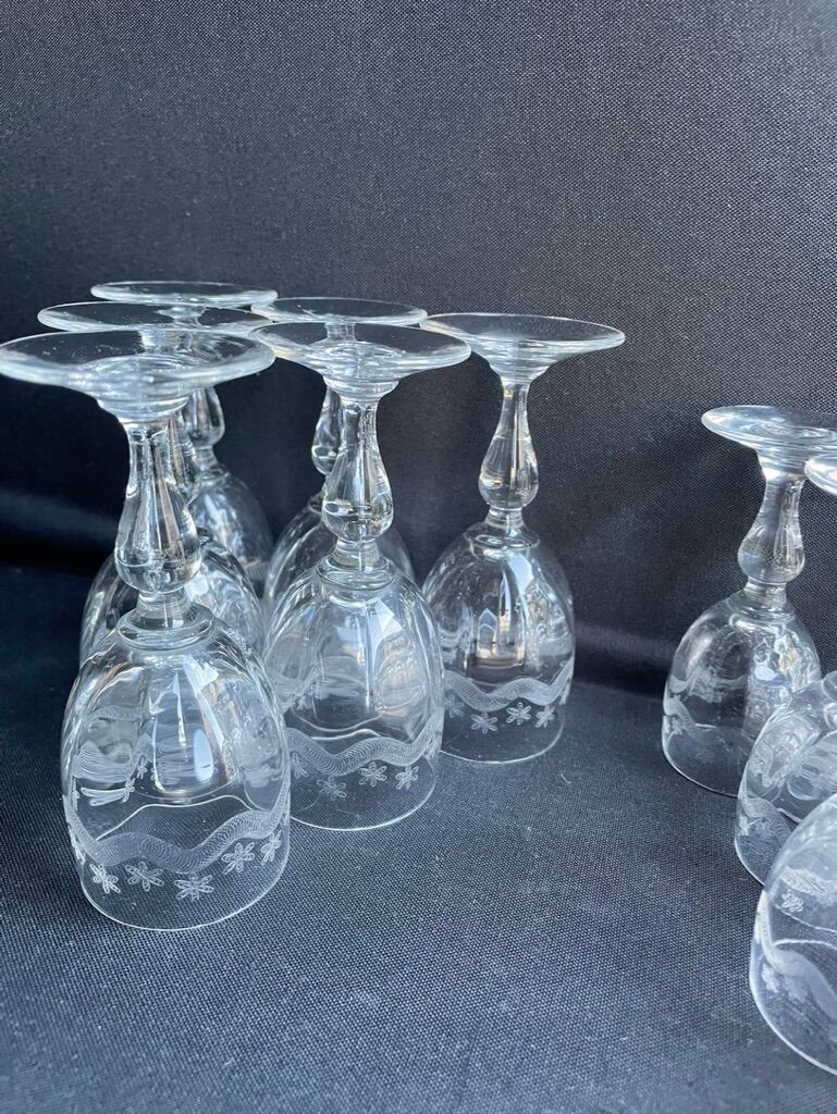 14 Meisenthal blown and engraved digestive glasses