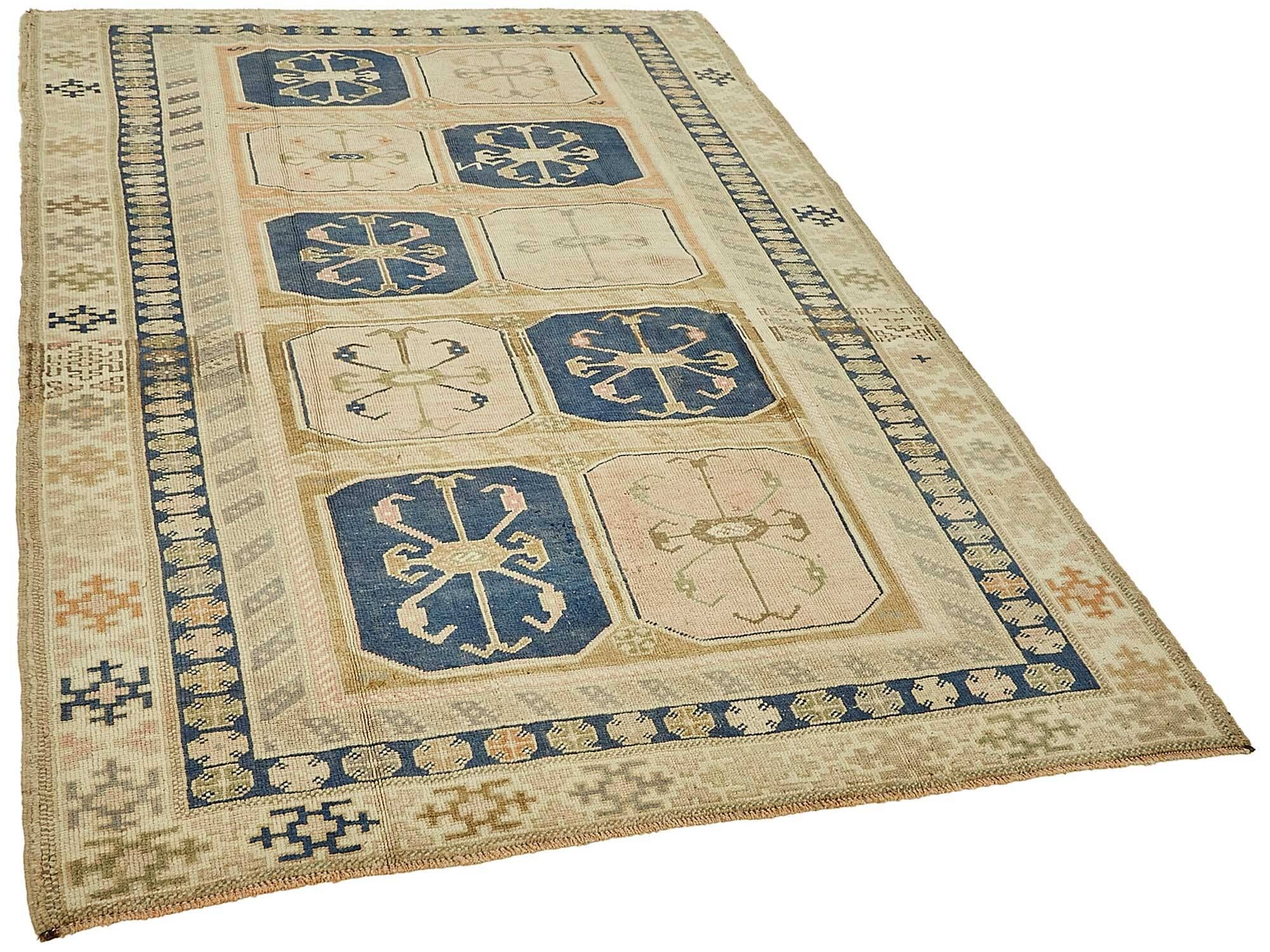 Turkish Vintage Anatolian Rug 167 cm x 250 cm