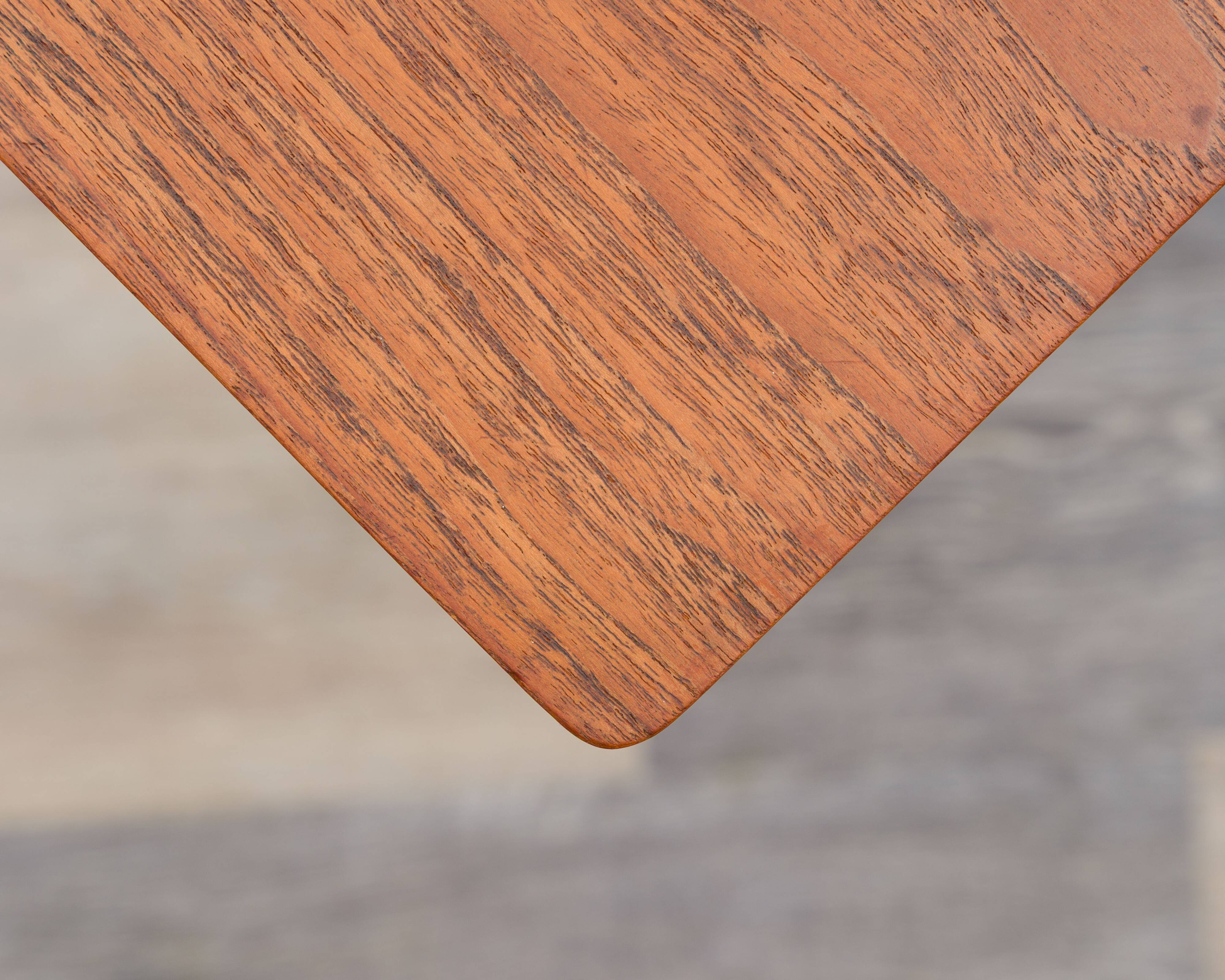 Large Scandinavian coffee table in teak from the 1960s.