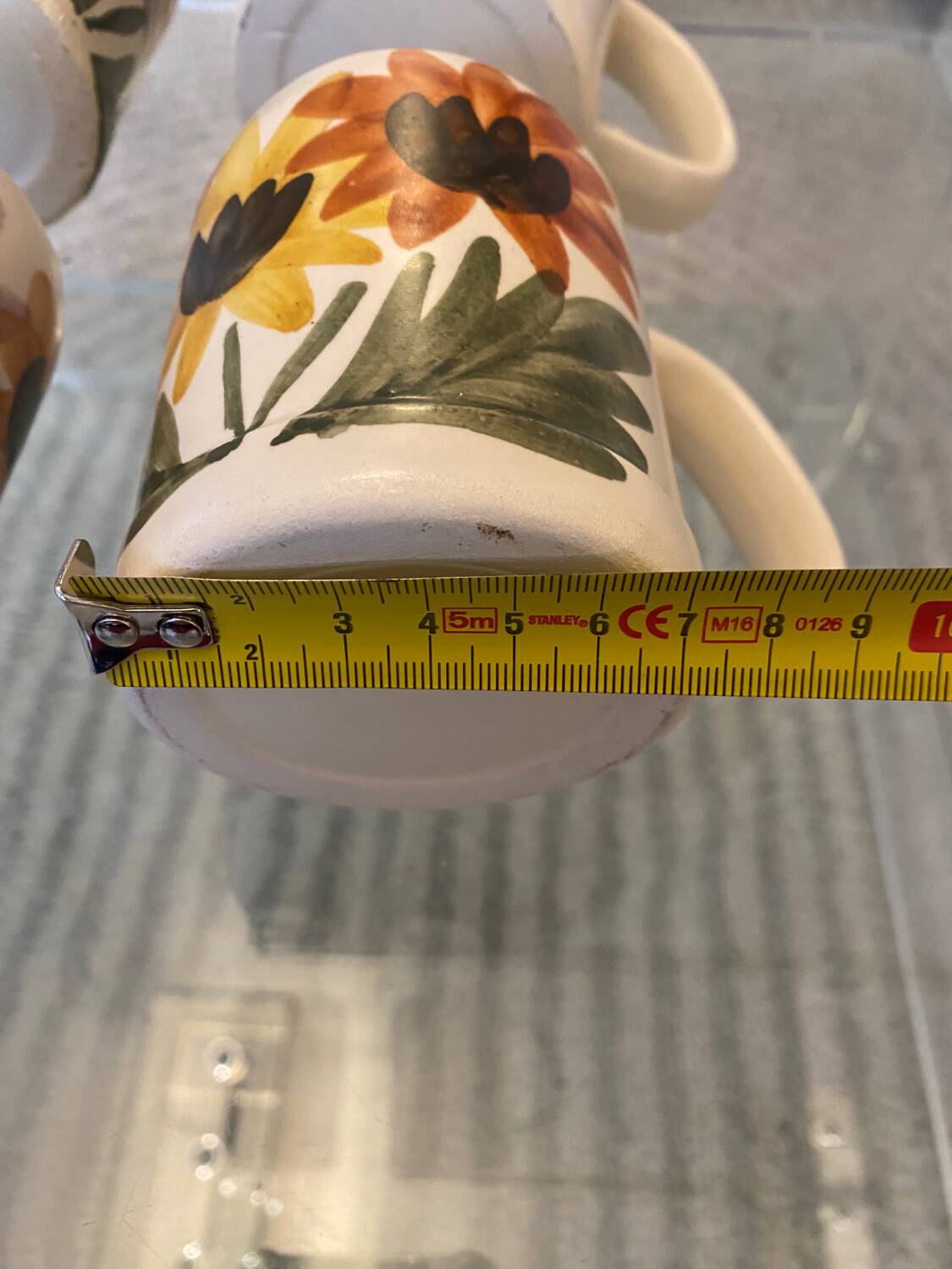 Set of 4 vintage 1970s flower stoneware mugs