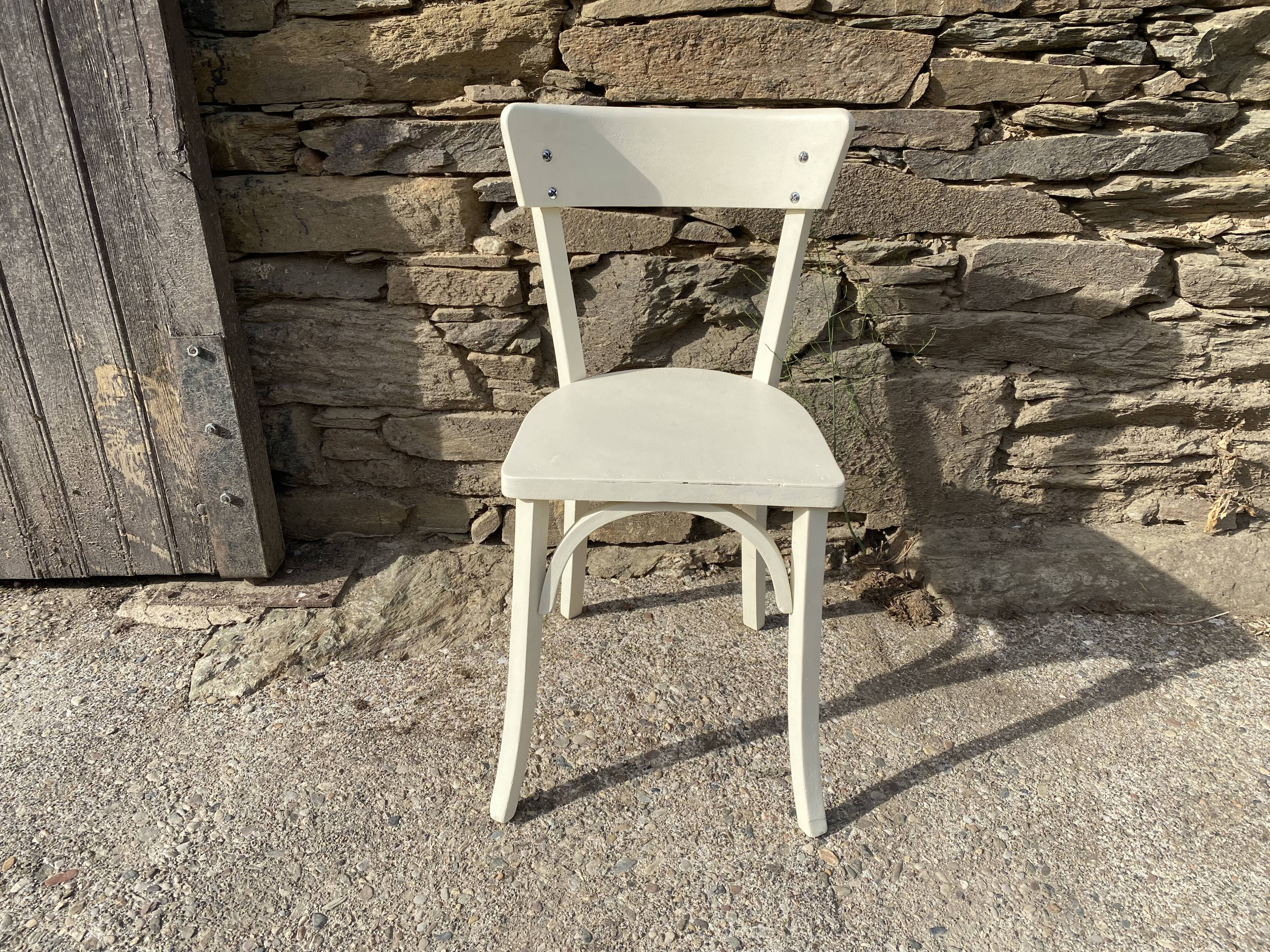 The Baumann Bistrot chair in beech and plywood