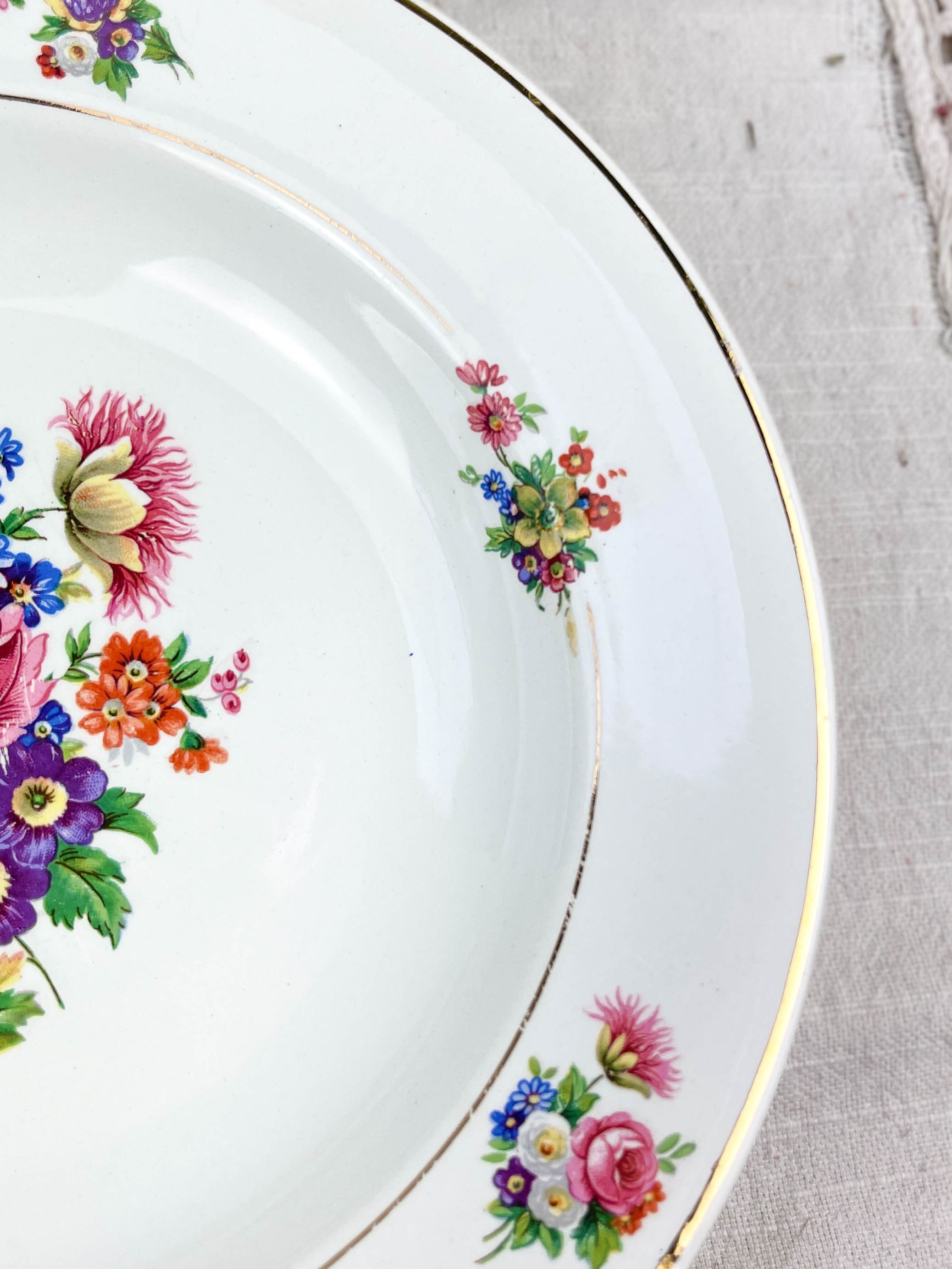 6 hollow plates iron earth salins model "anny" floral pattern
