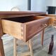 Extendable desk in solid wood in Louis XVI style