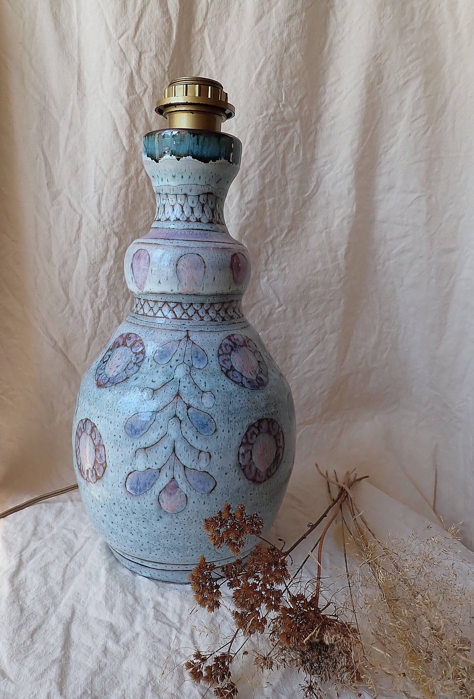 Table lamp by the ceramist danuta le henaff