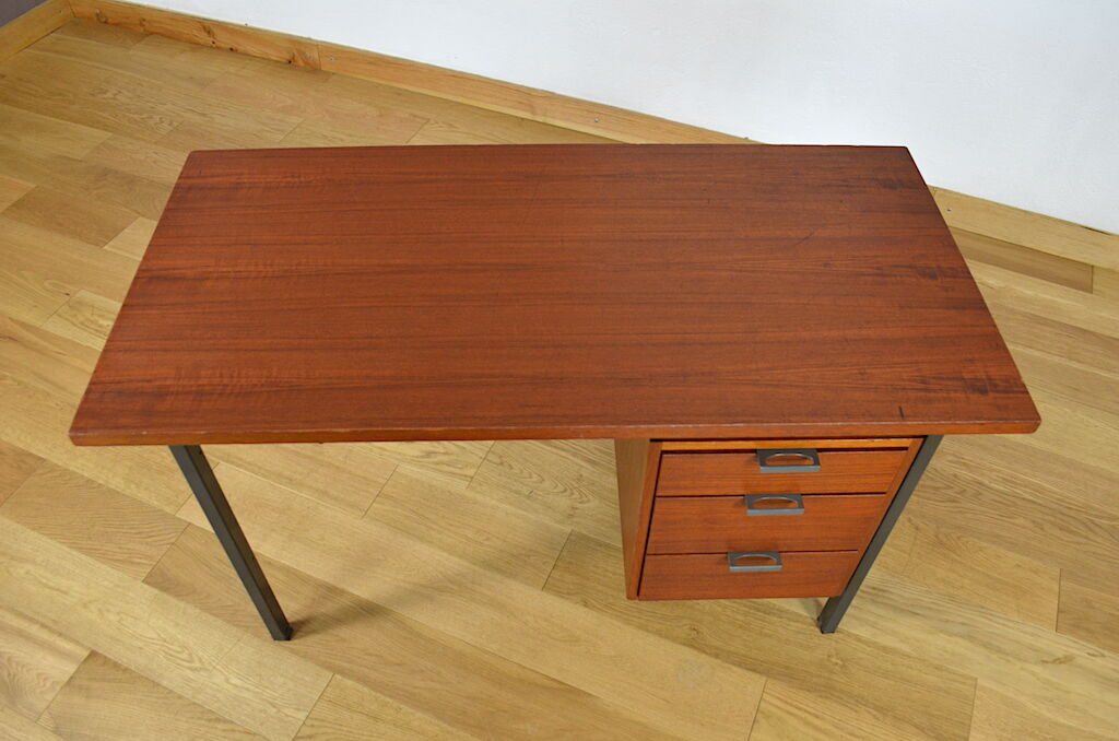 Minimalist office of Herbert Hirche Holzapfel Edition 1960