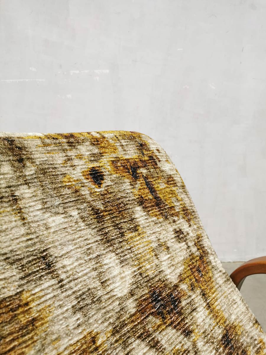 Midcentury modern arm chairs ‘hairpin legs’