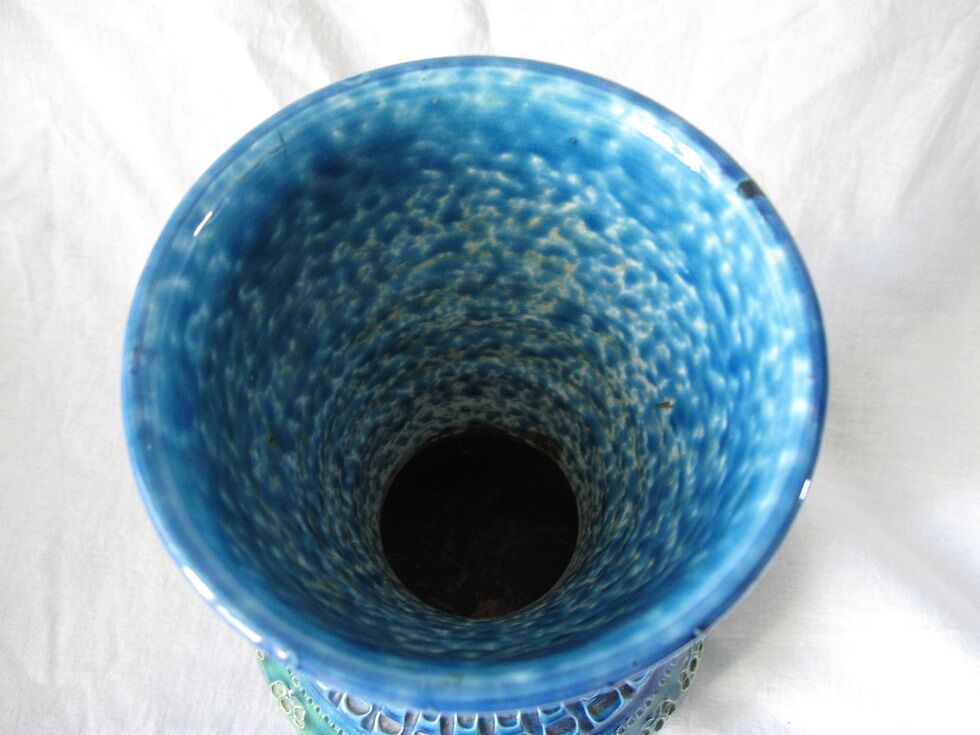 Blue vase Aldo Londi