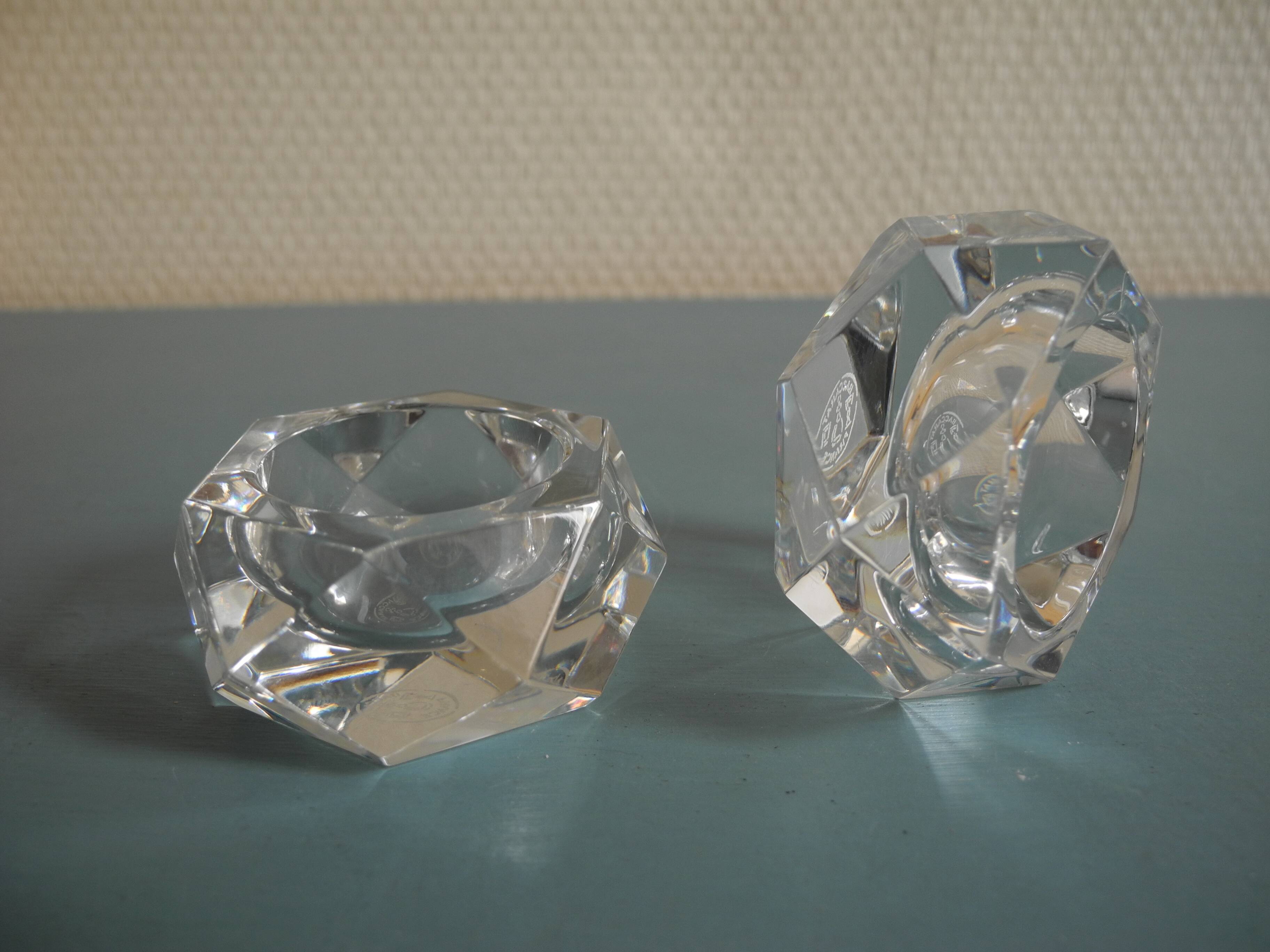 pair of salt shakers Baccarat art table vintage crystal salt shakers