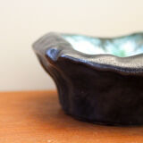 Empty ceramic pocket