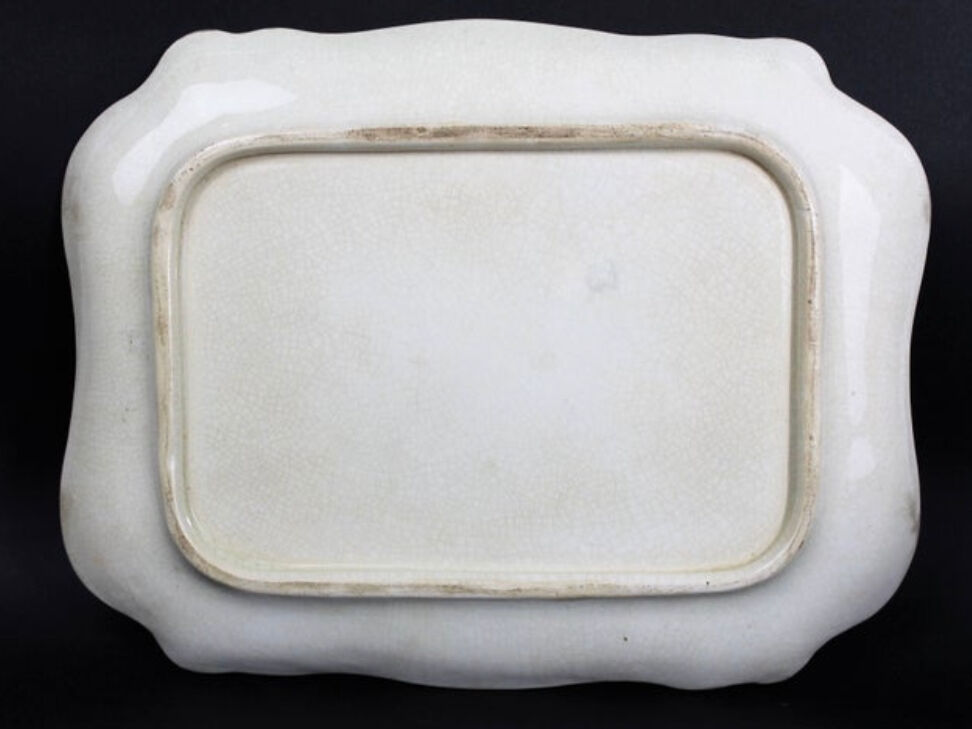 Art Nouveau plate in earthenware decorated with green and pink flowers 1900