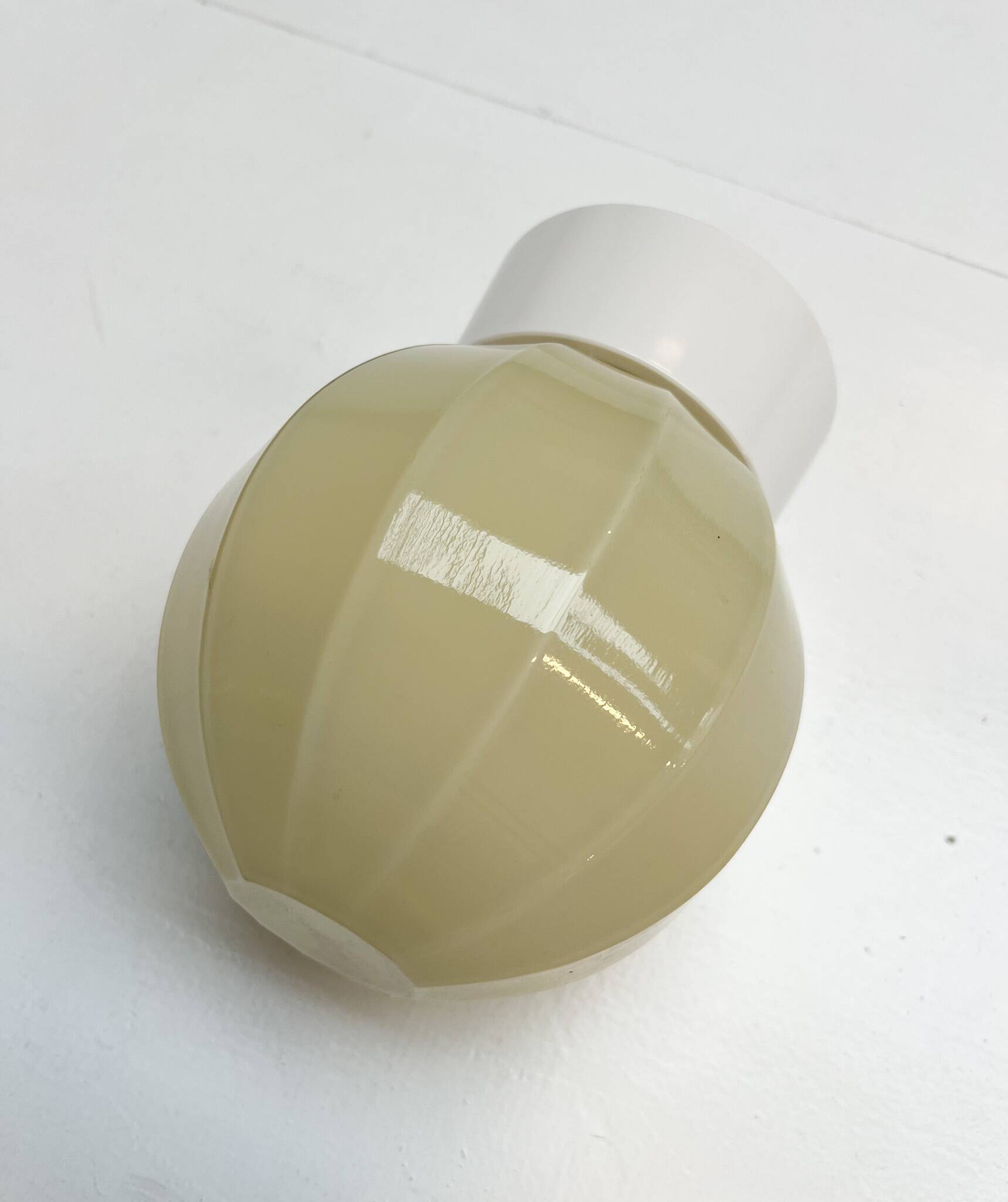 Beige Art Deco plafonnière van Thabur, 1940’s