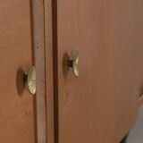 LARGE VINTAGE SIDEBOARD FROM THE 1960S IN TEAK AND BRASS, ITALIAN DESIGN