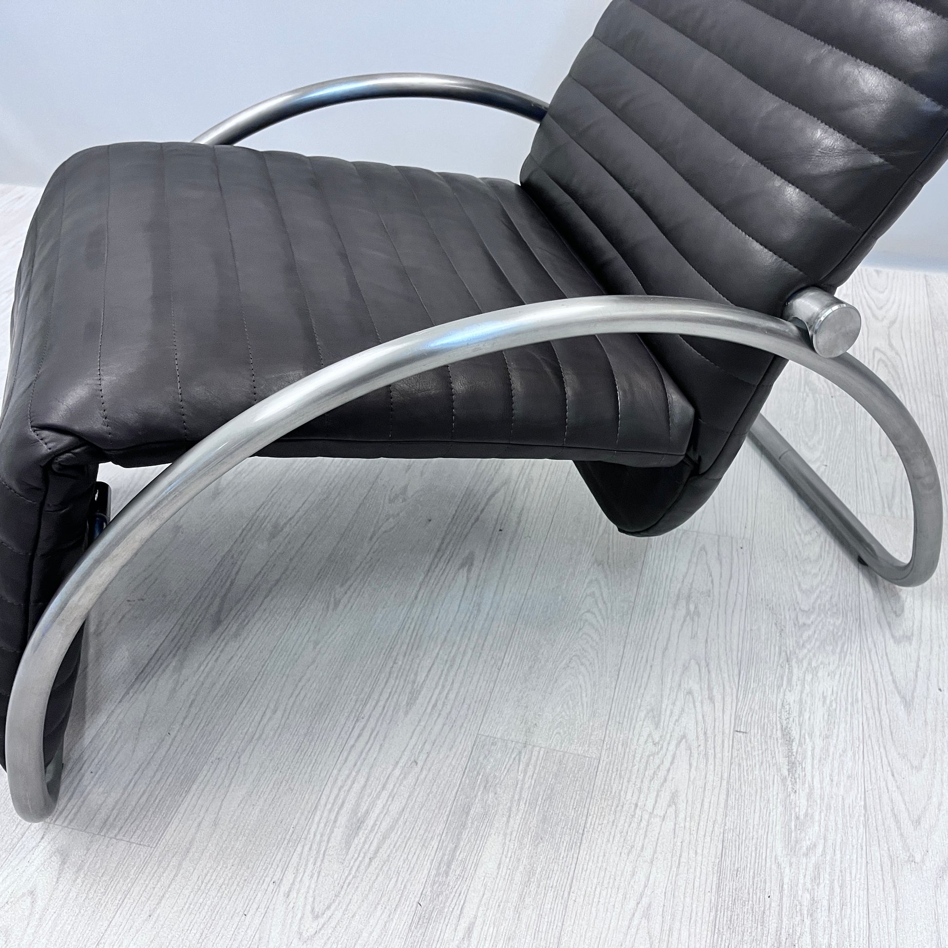 Leather lounge chair