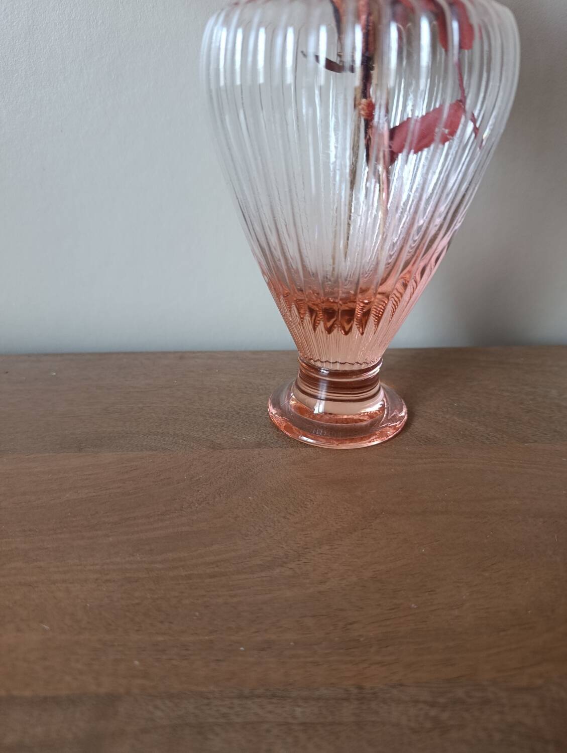 Murano pink gadrooned vase | Kristall Mary workshop - Italy |