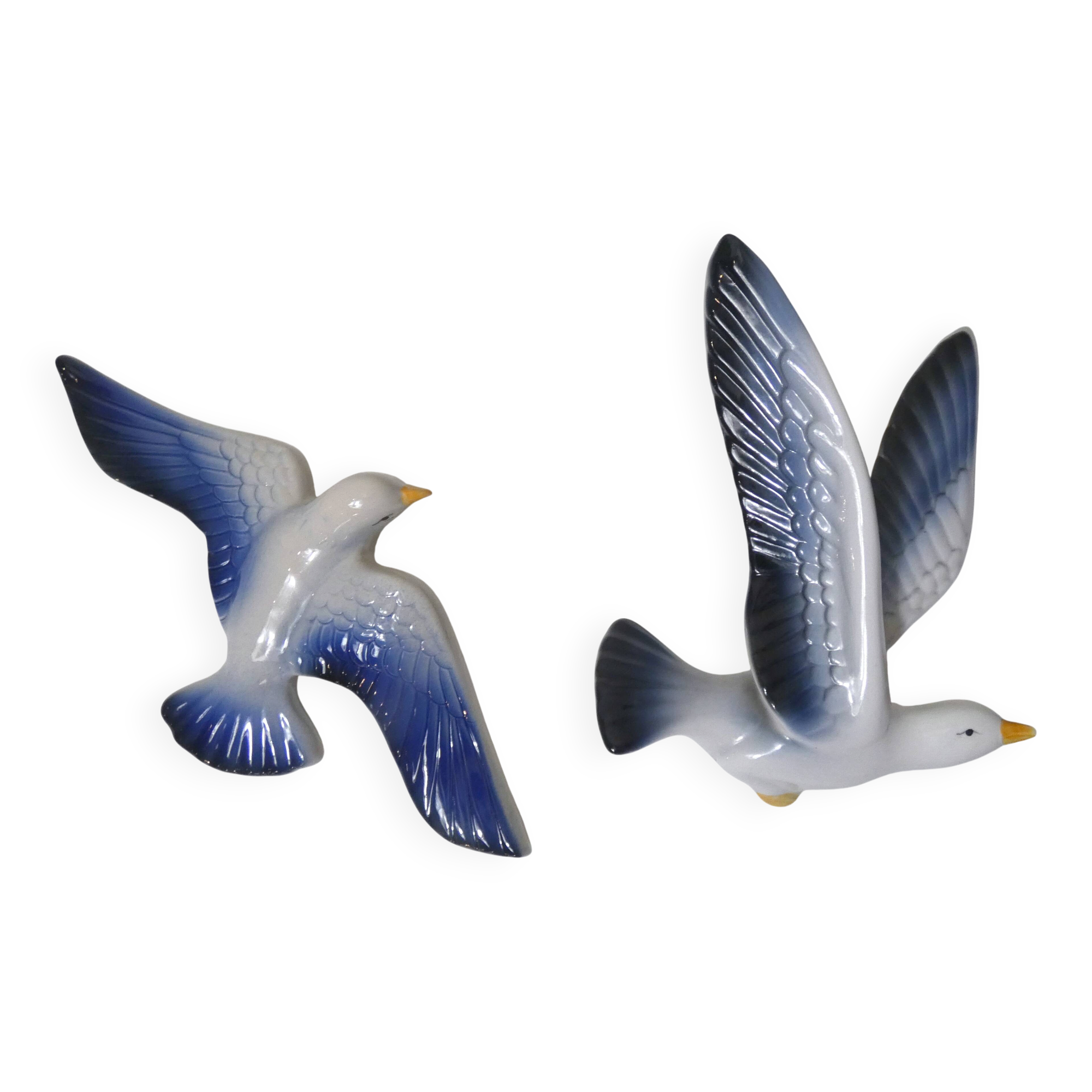 décoration murale oiseaux en faïence barbotine vintage