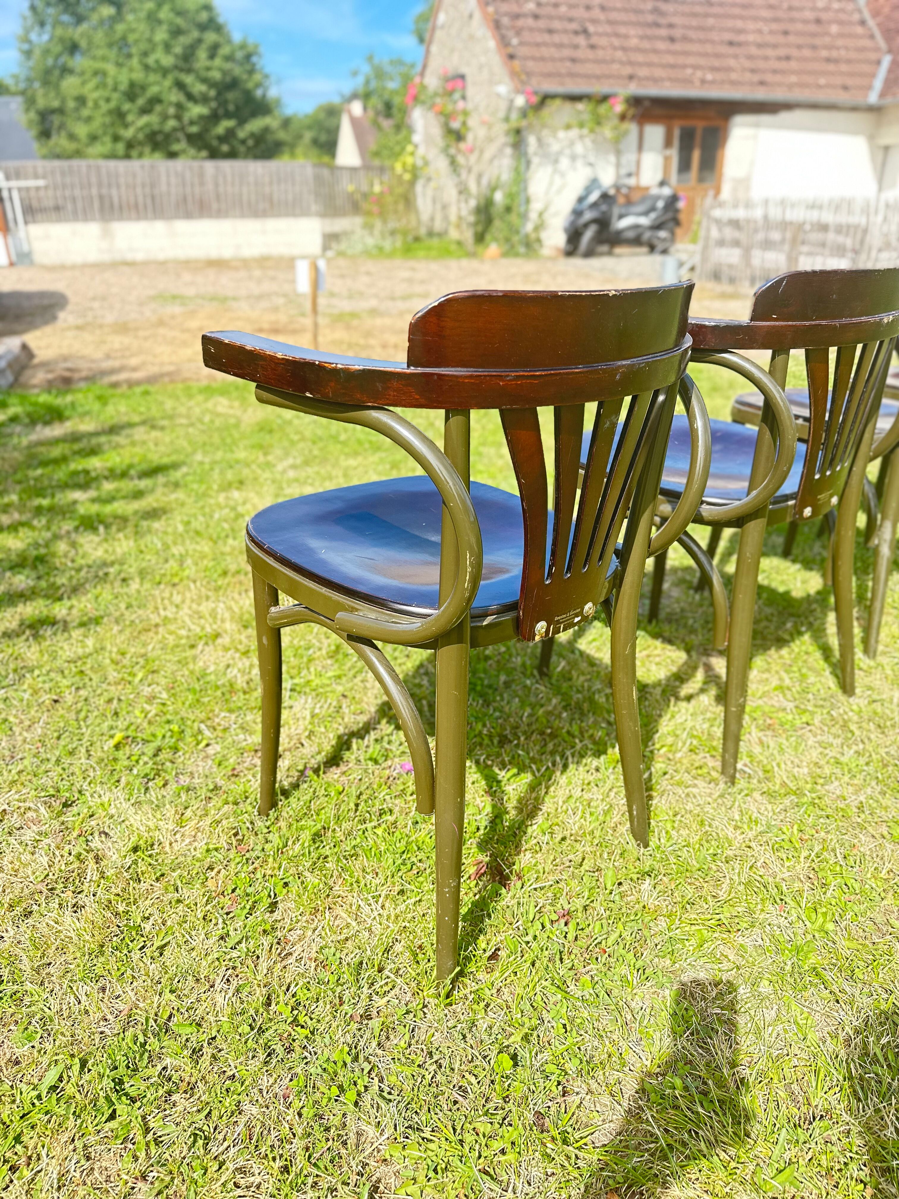 16 Unique Bistro chairs with metal legs