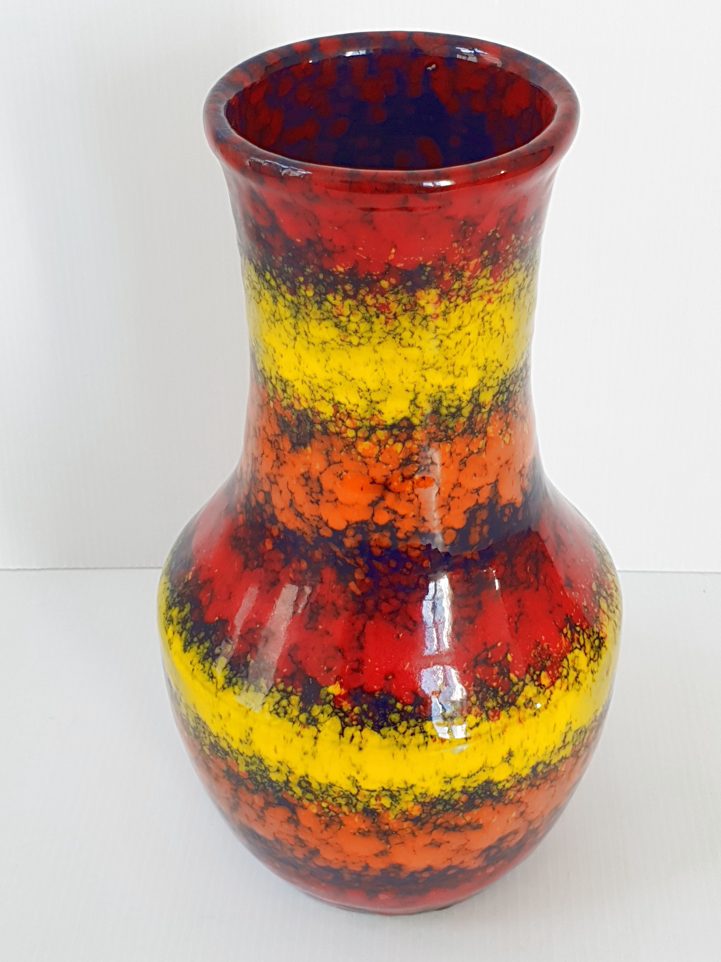 Vintage 1960 vase