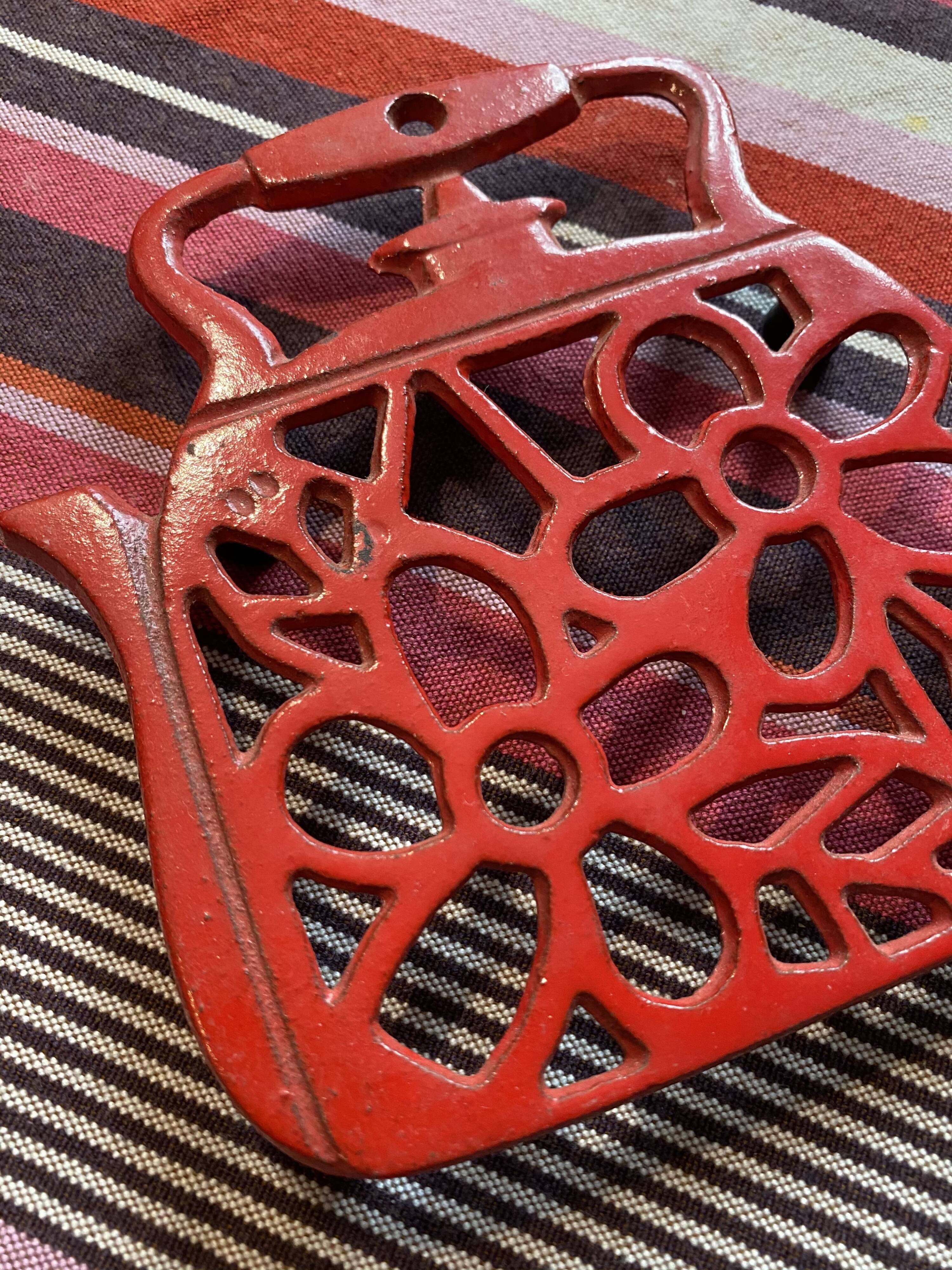 Dessous de plat en fonte