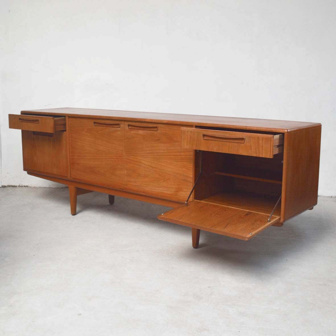 Enfilade Scandinavian teak 1960