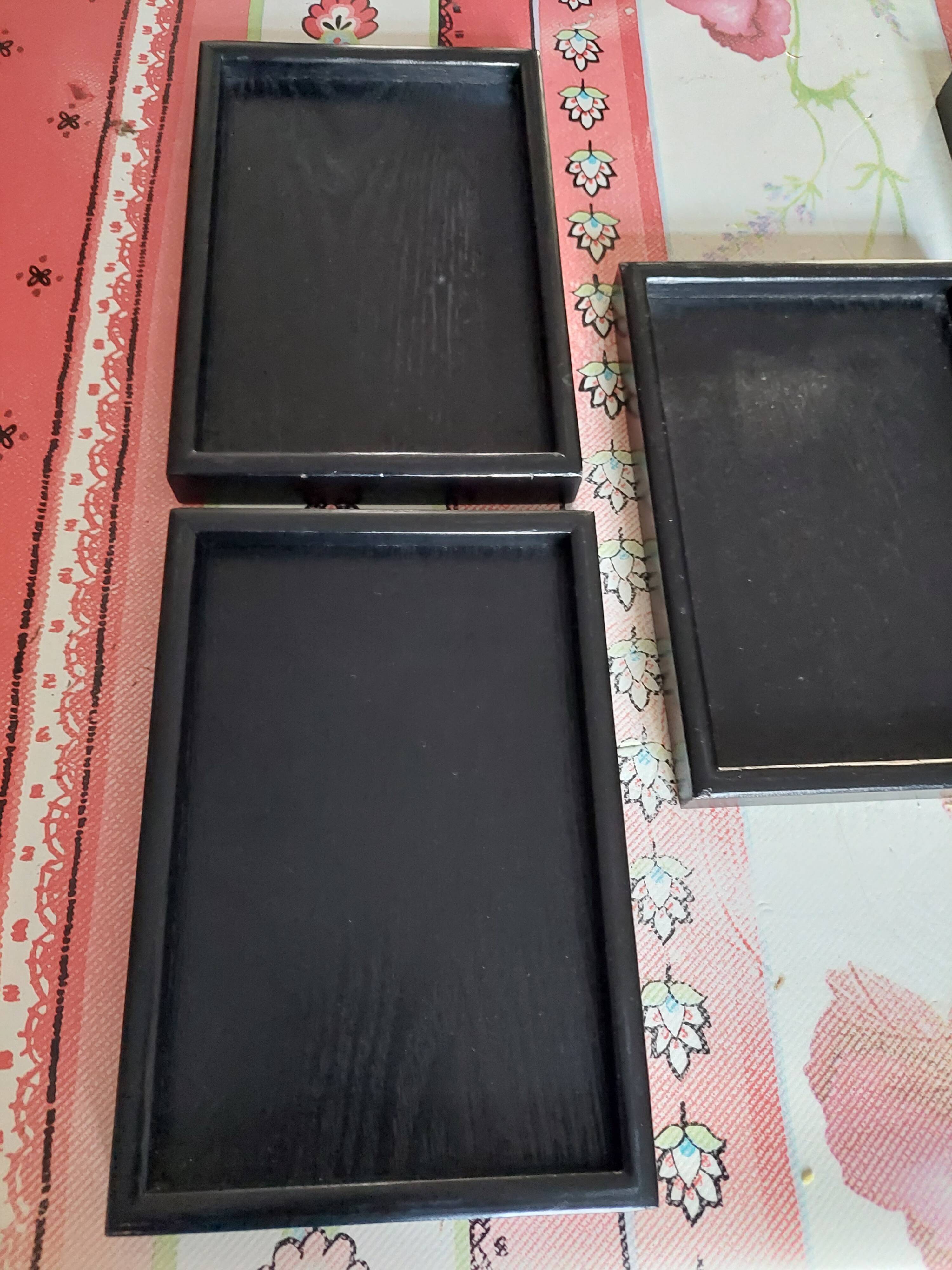 Set of 5 used rectangular wooden serving trays