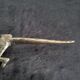 6 vintage knife rests, brass crocodiles, in excellent condition.