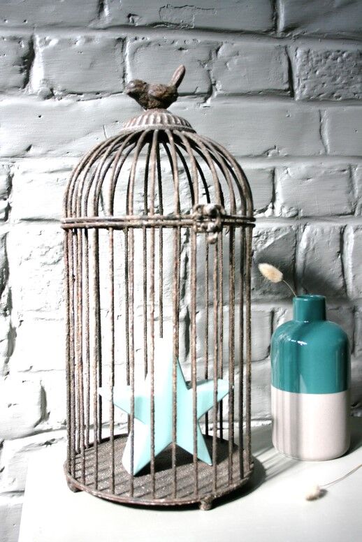 Metal bird cage