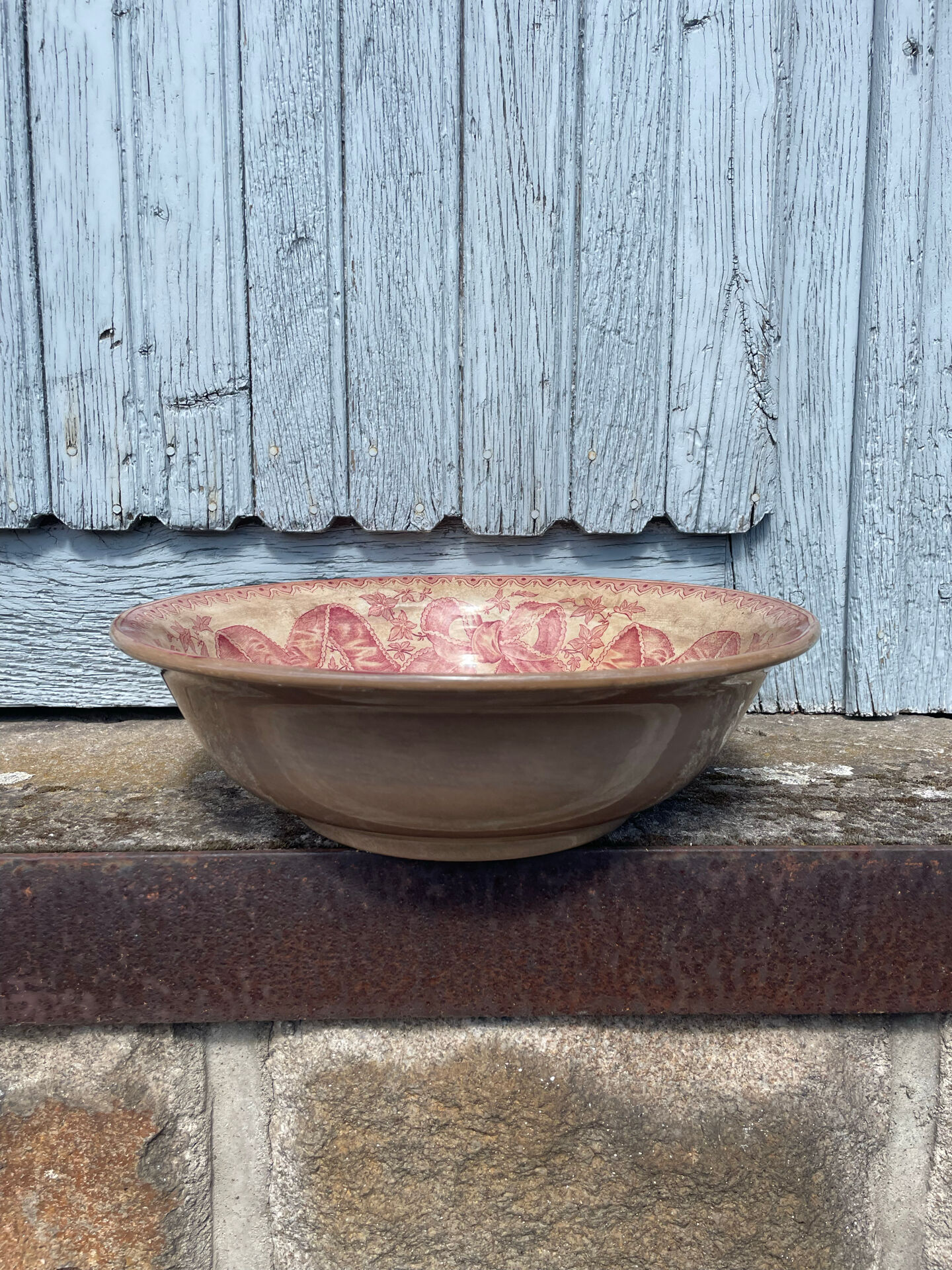 Large ironstone basin model Rosette U&C Sarreguemines