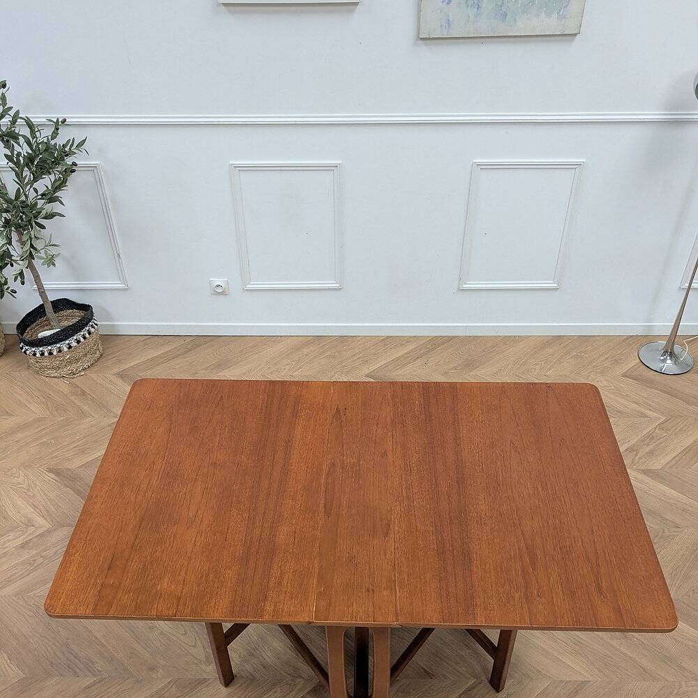 Scandinavian modular table in teak | Bendt Winge