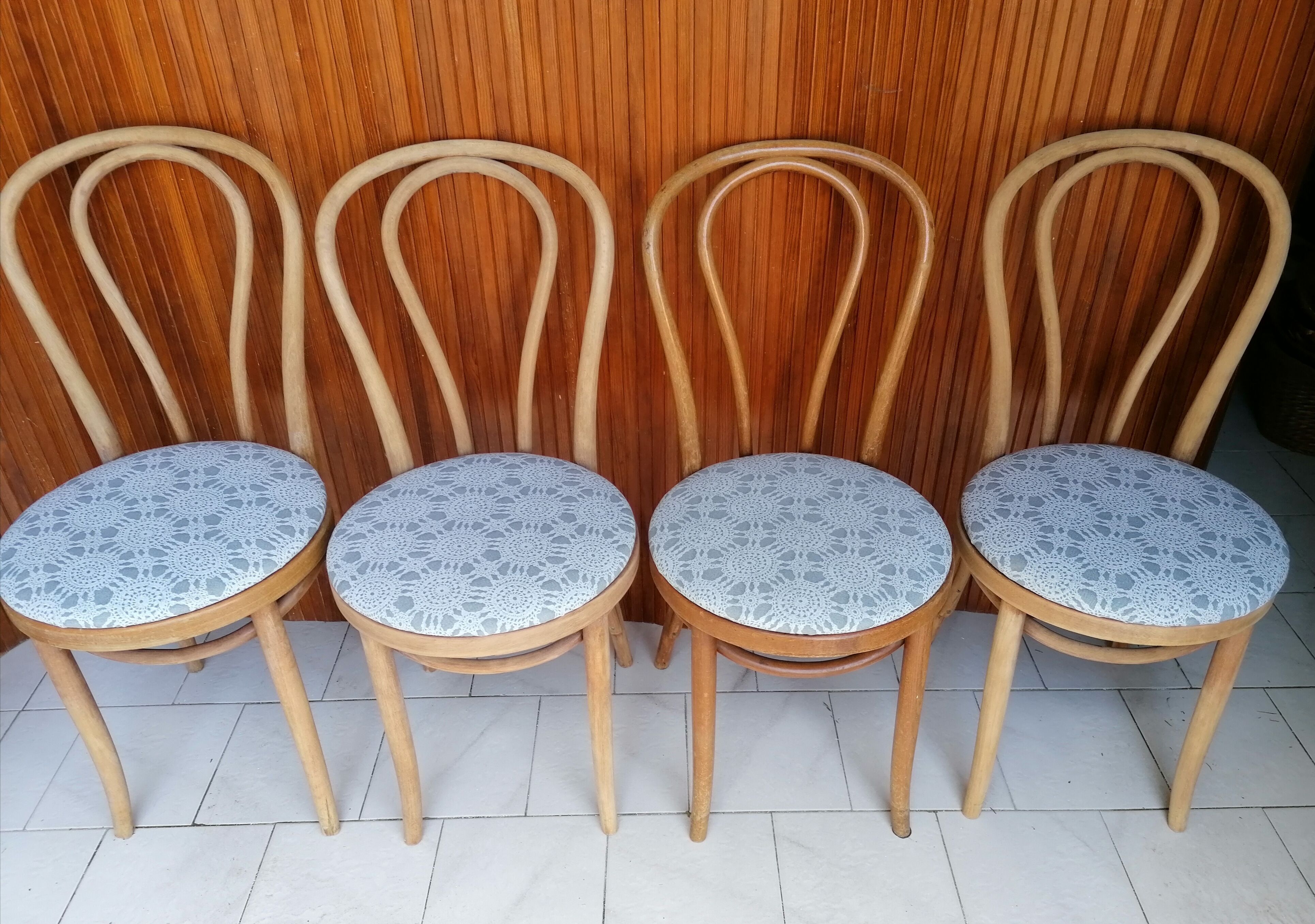 Suite of 4 chairs bistro curved wood
