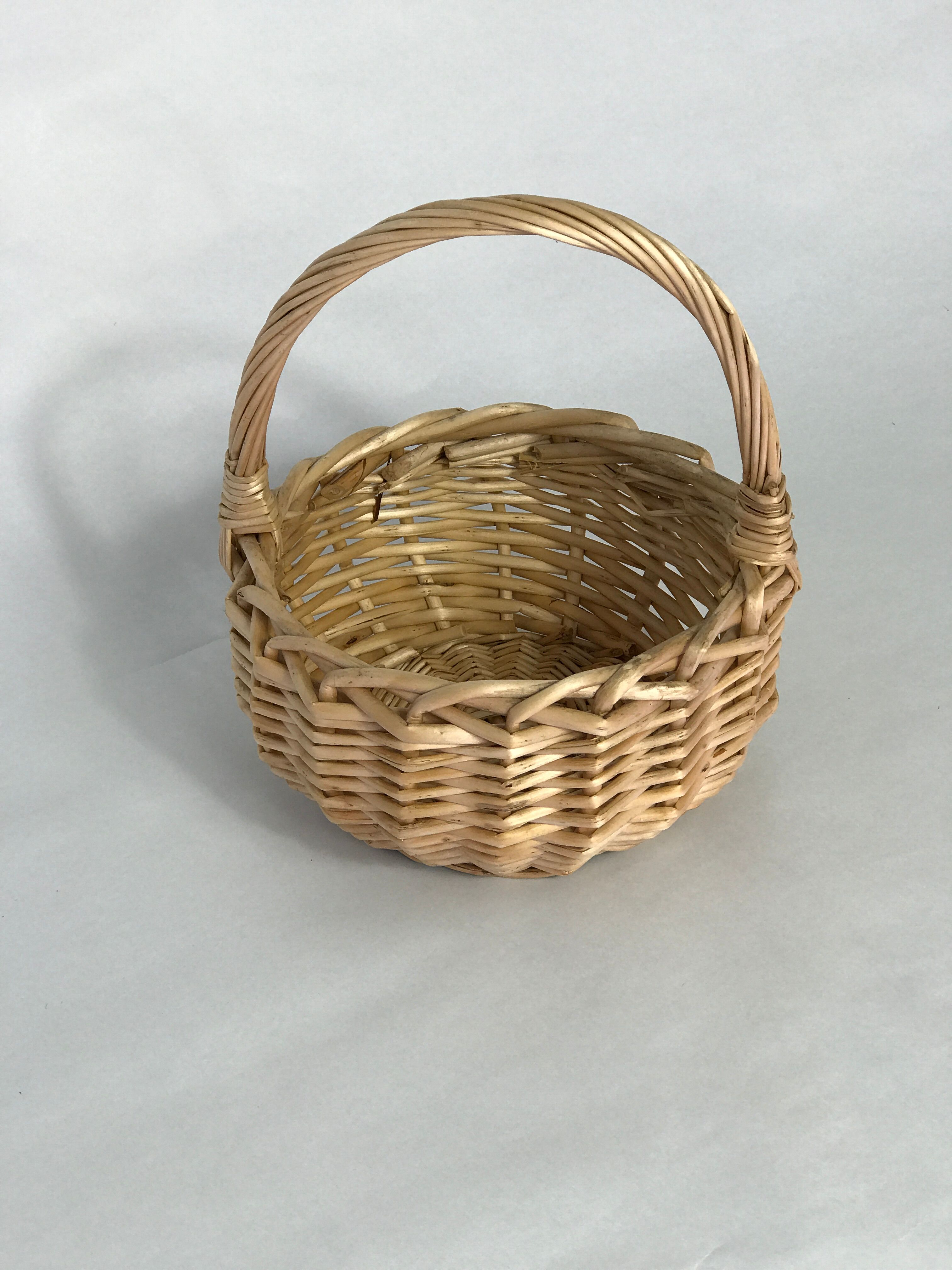 Wicker basket