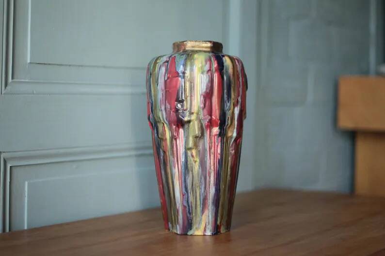 Vase signed Louis Gueule – Elgé Vierzon, multicoloured polychrome earthenware vase in geometric shape, collection.