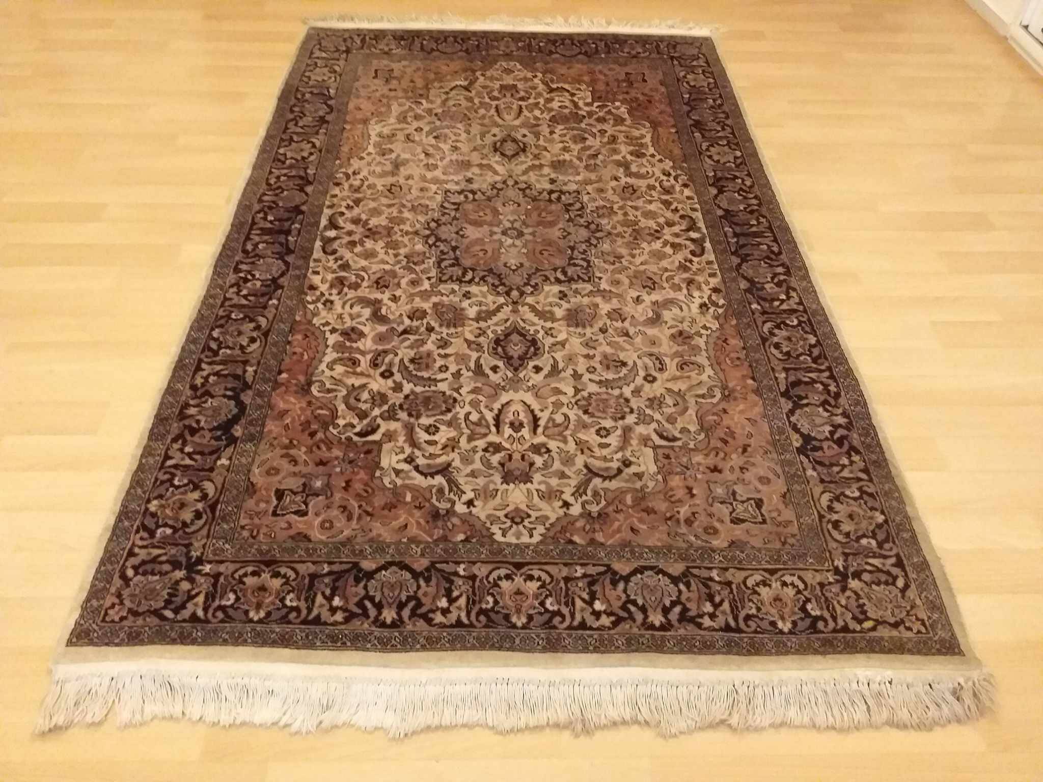 Handmade Indo Tabriz rug 210x127cm