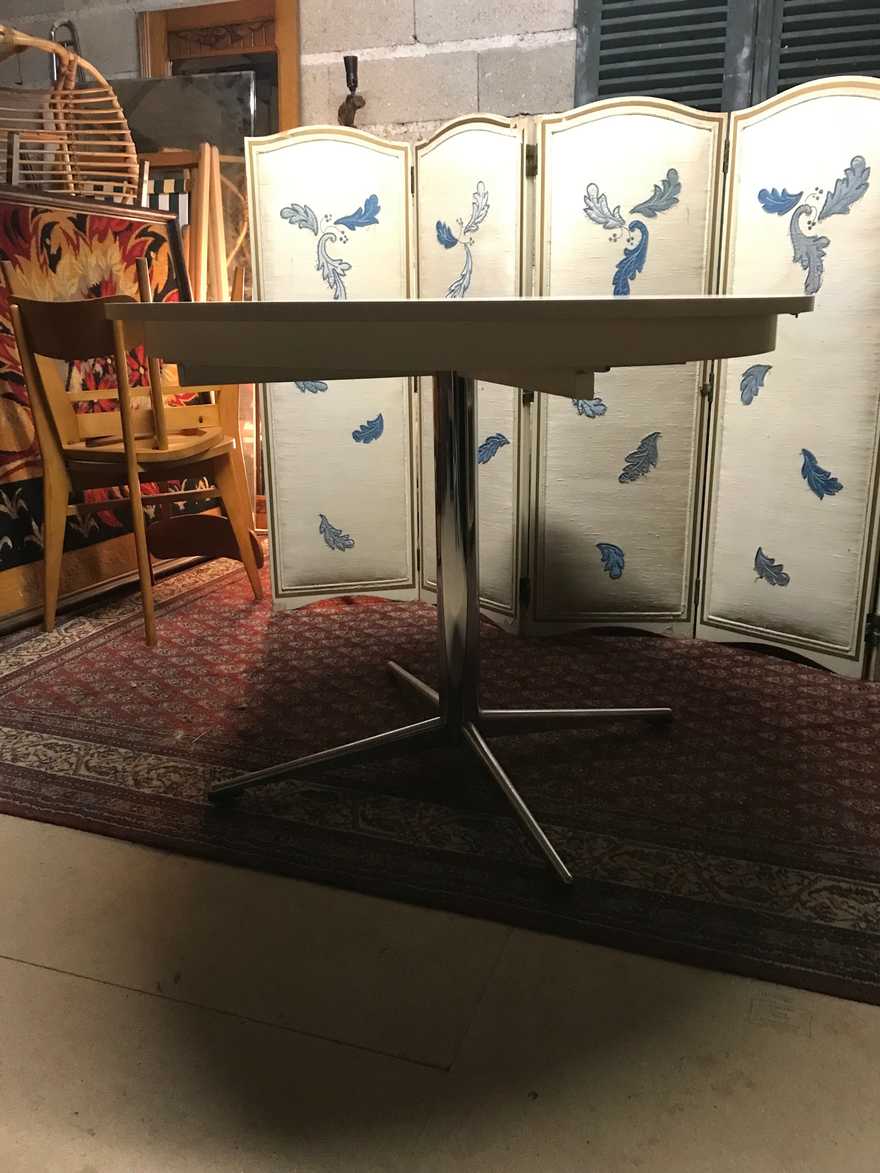Butterfly dining table design 70s