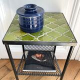 Water-bearing stoneware pot