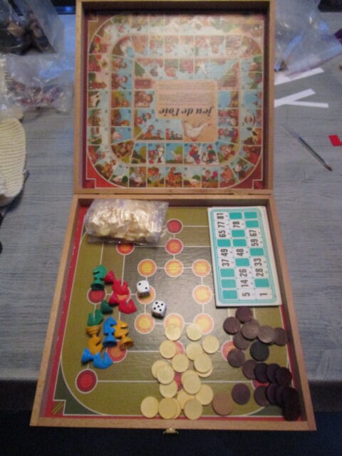 Wooden game box 60