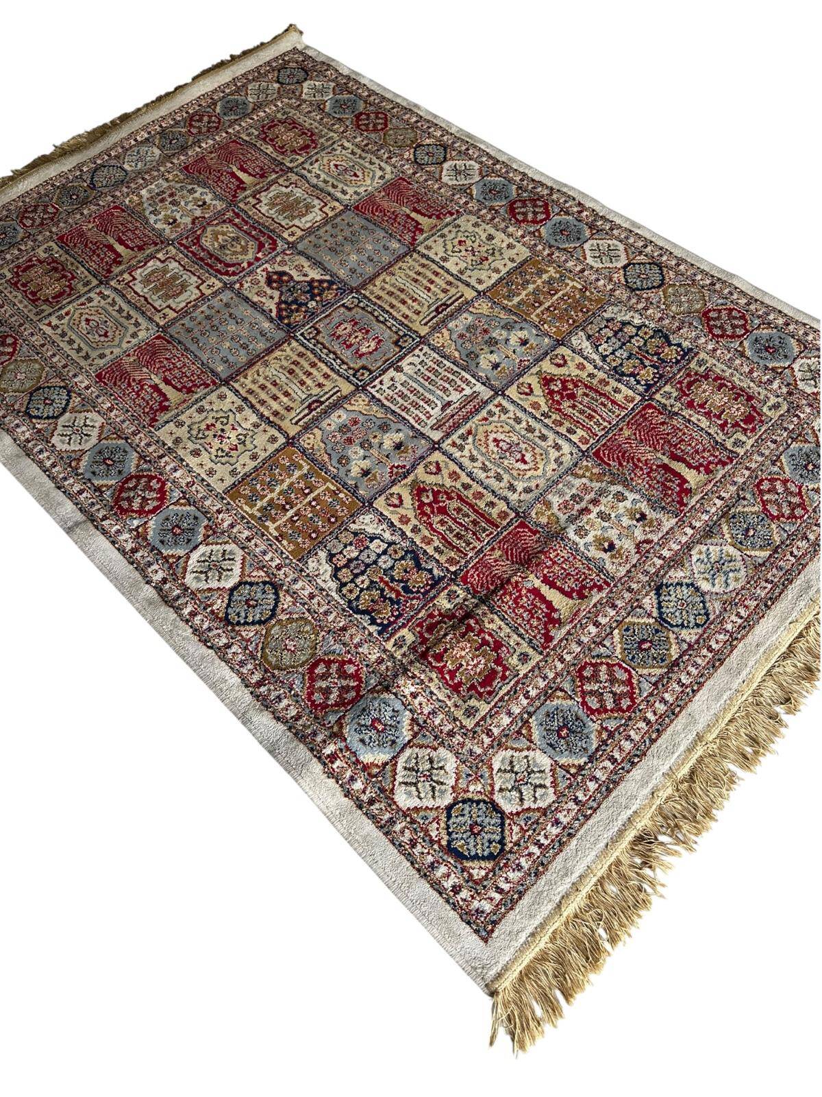 Oriental style rug 120 cm x 170 cm
