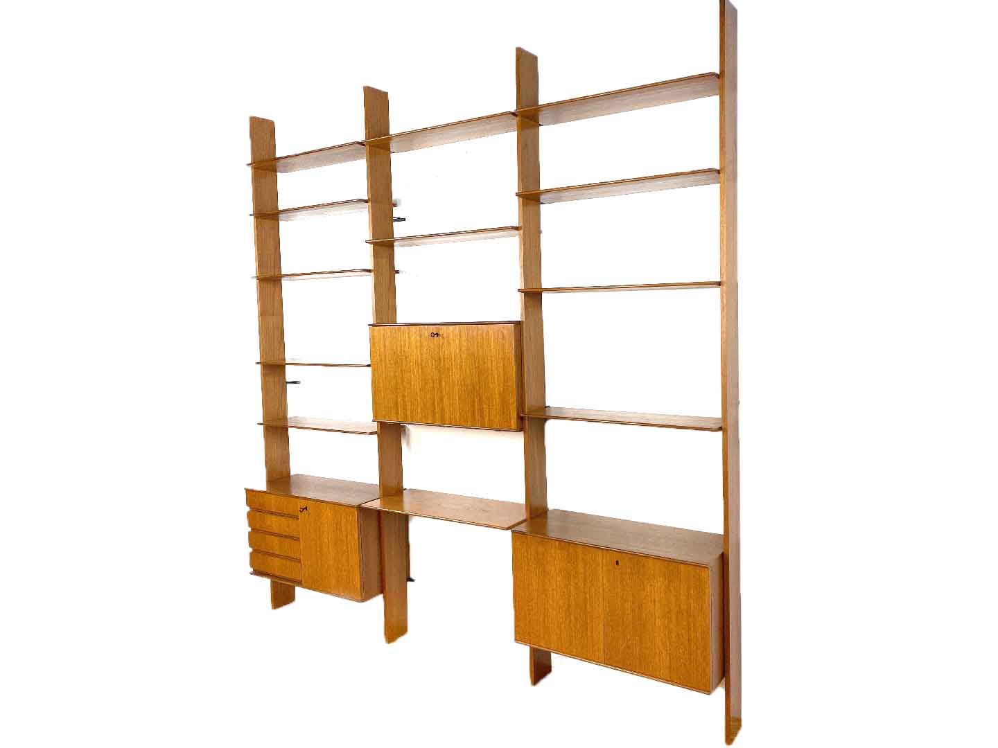 Vintage wall system by peter petrides - interna wandmöbel