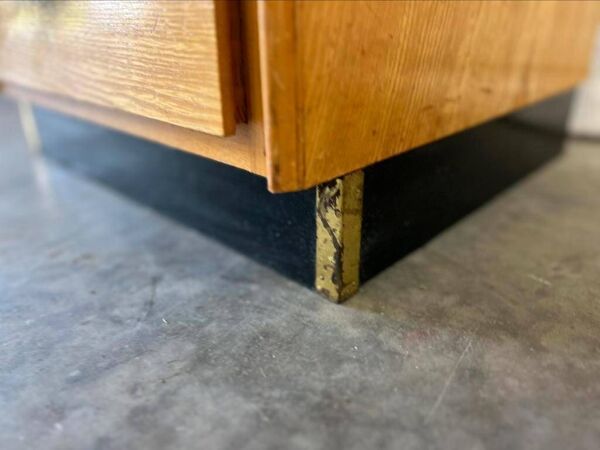 Mini commode vintage en bois avec plateau en formica
