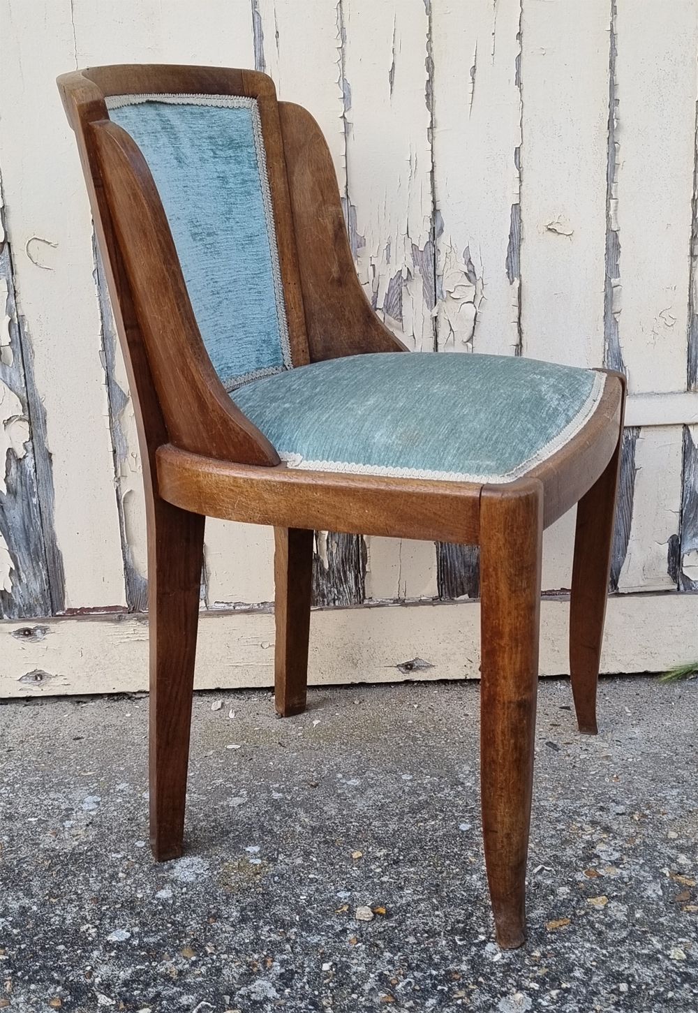 Gondola chair, empire spirit, blue velvet, dark oak, early twentieth century.