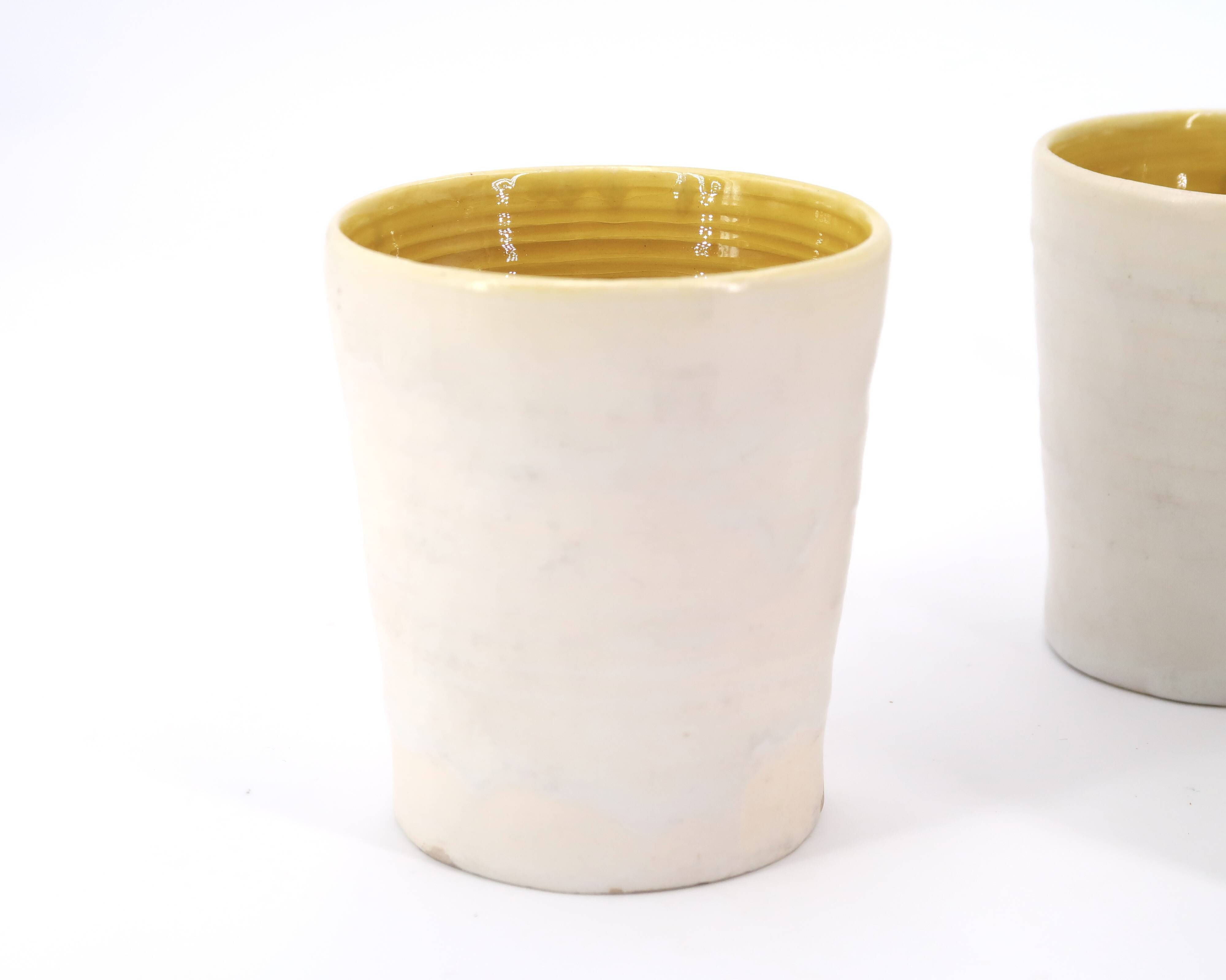 Ceramic glasses by Guy Resse white and yellow, Vallauris