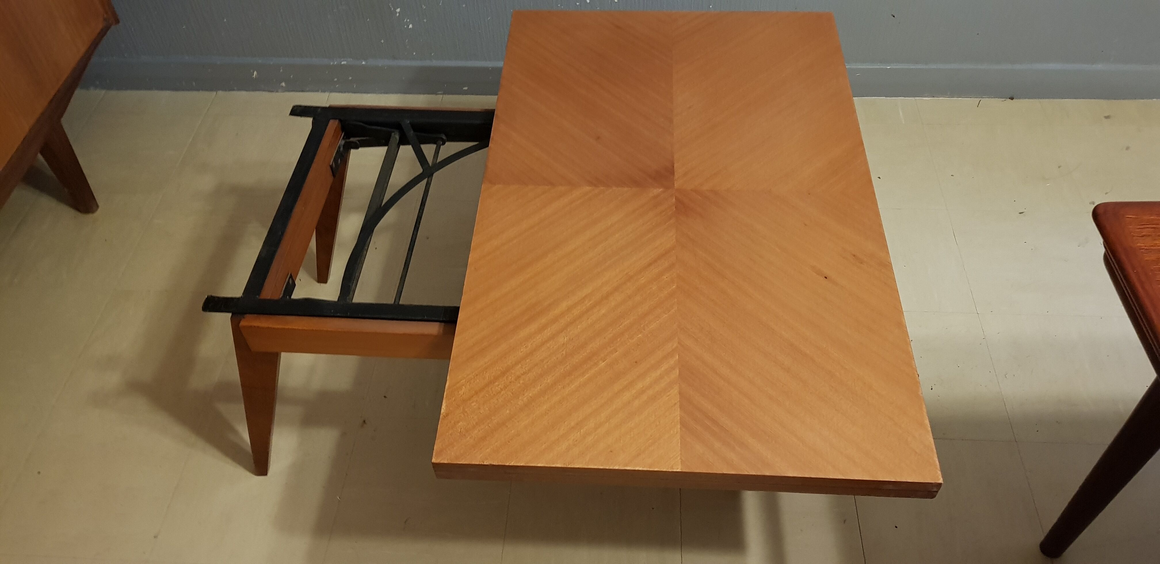 Table "junior revelation" Albert Ducrot for Ducal 1950