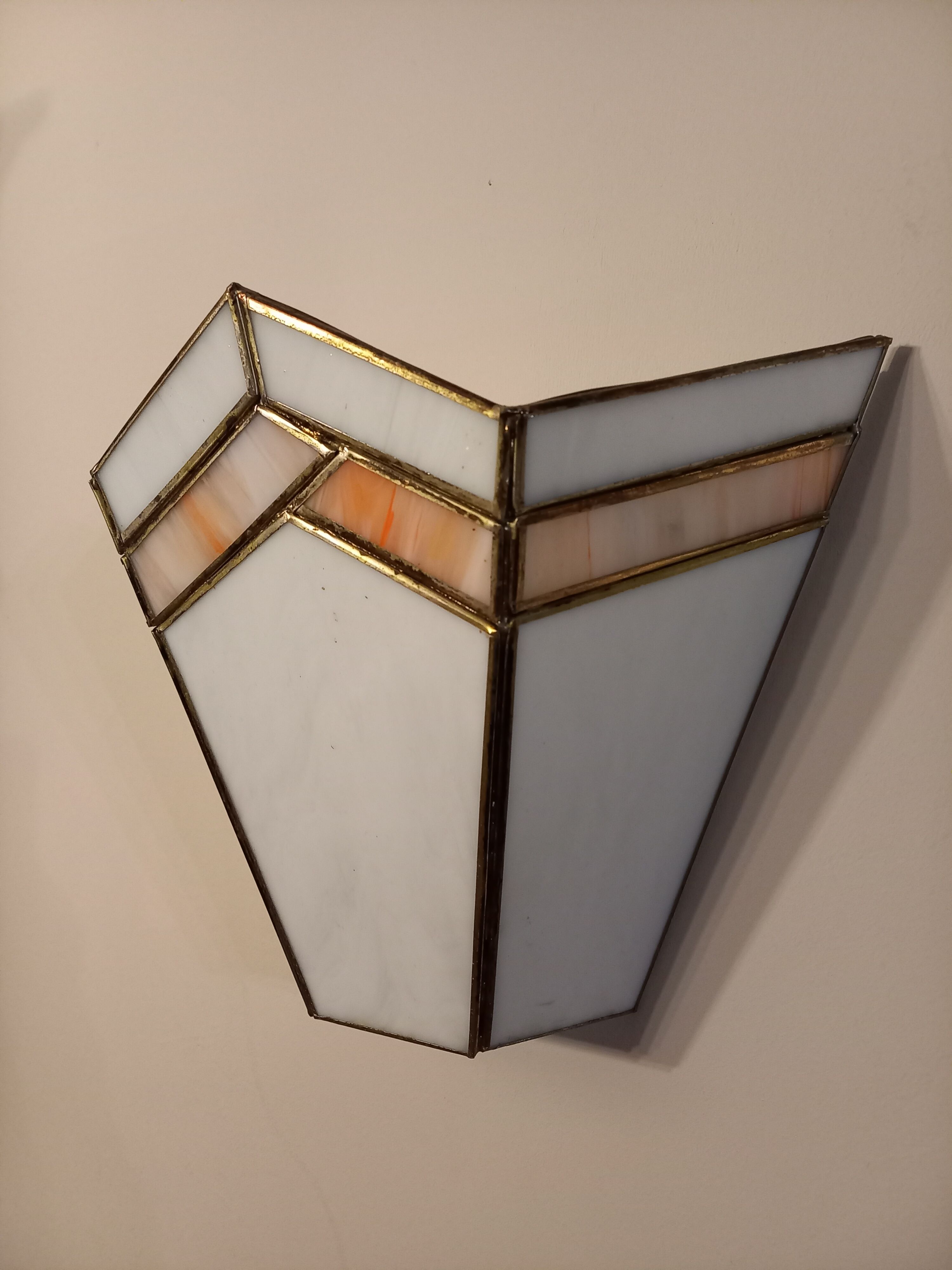 Stained glass wall lamp