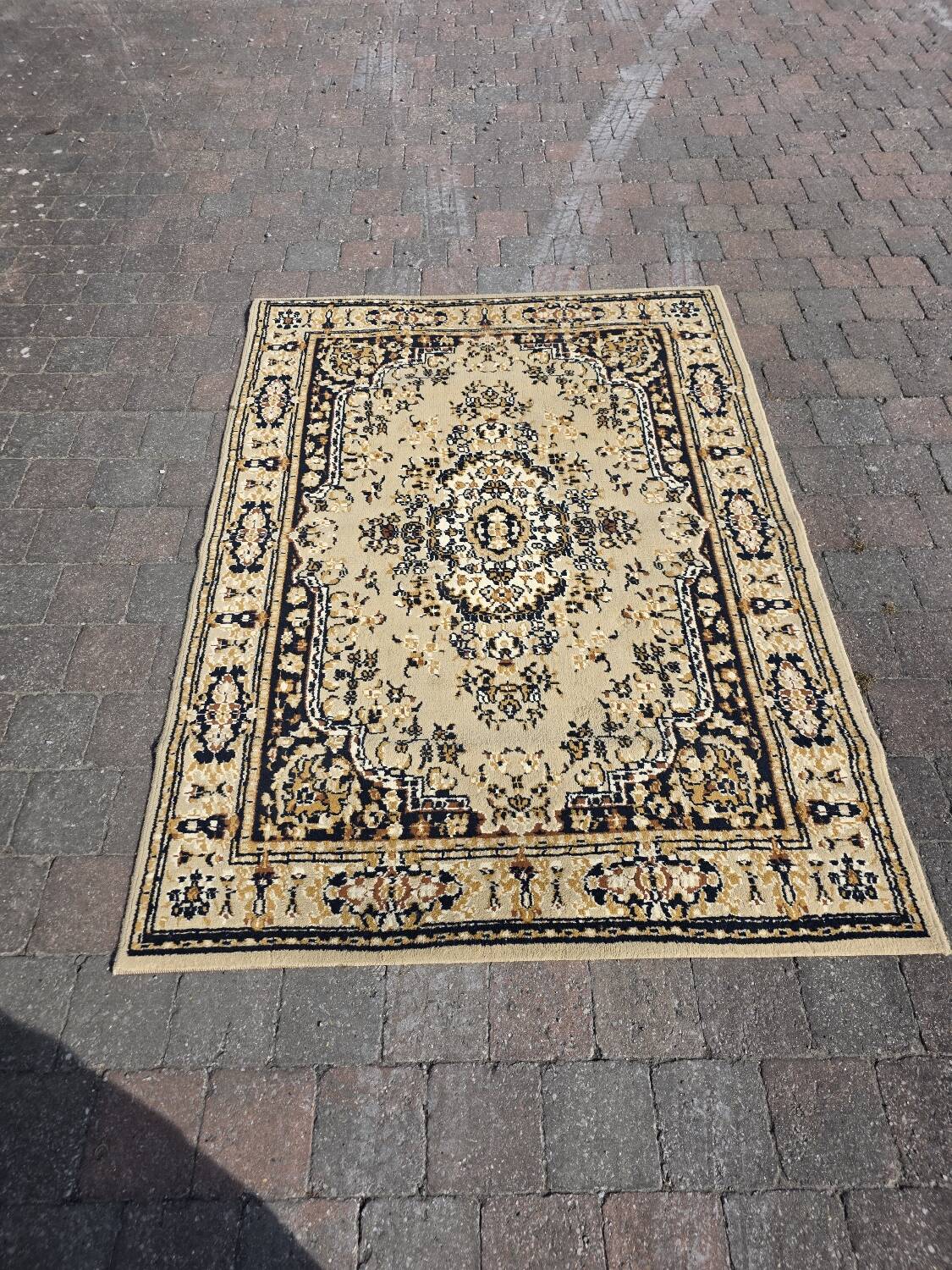 Mid-20th century carpet