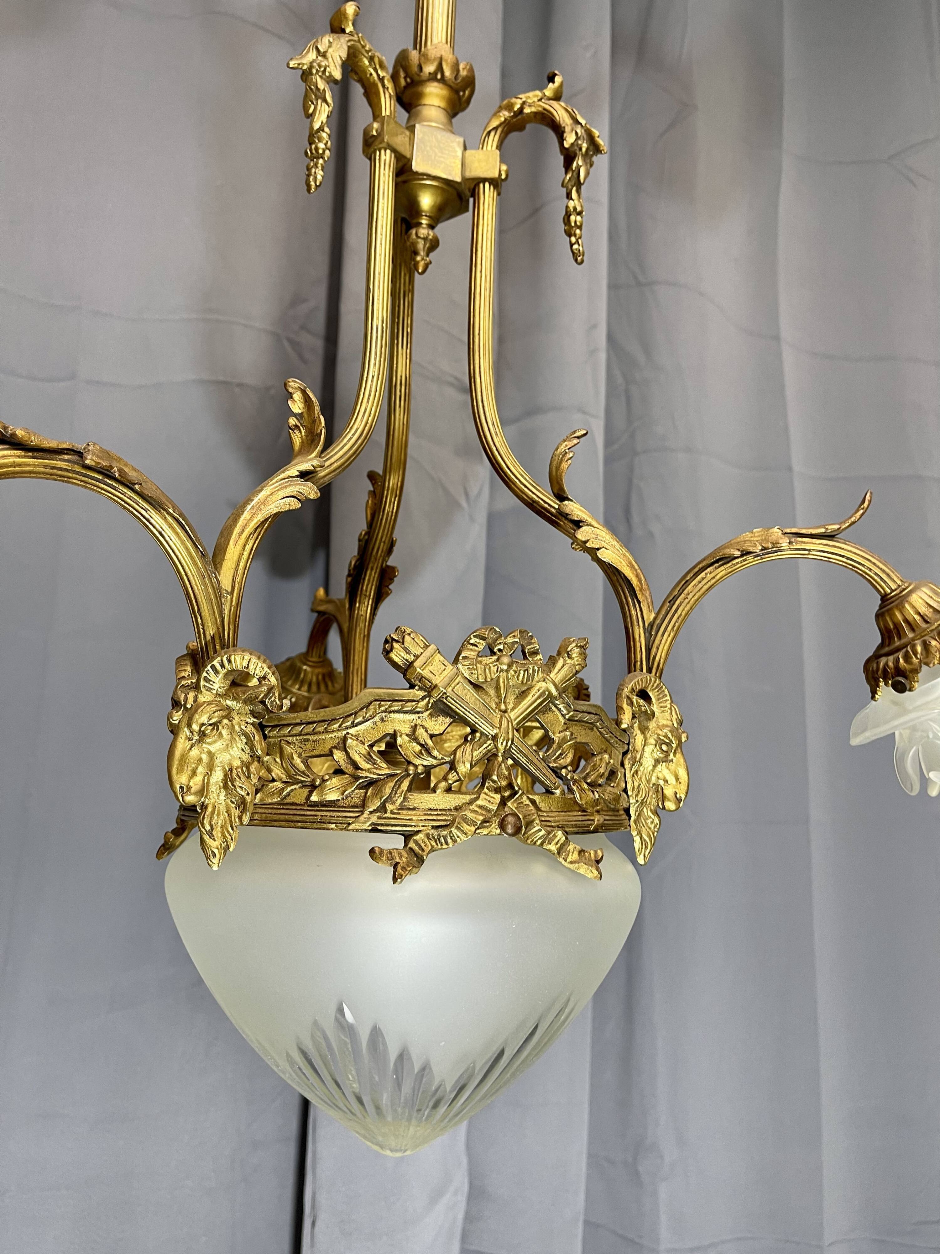 Bronze chandelier Napoleon III period very good condition