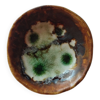Ceramic pocket emptier