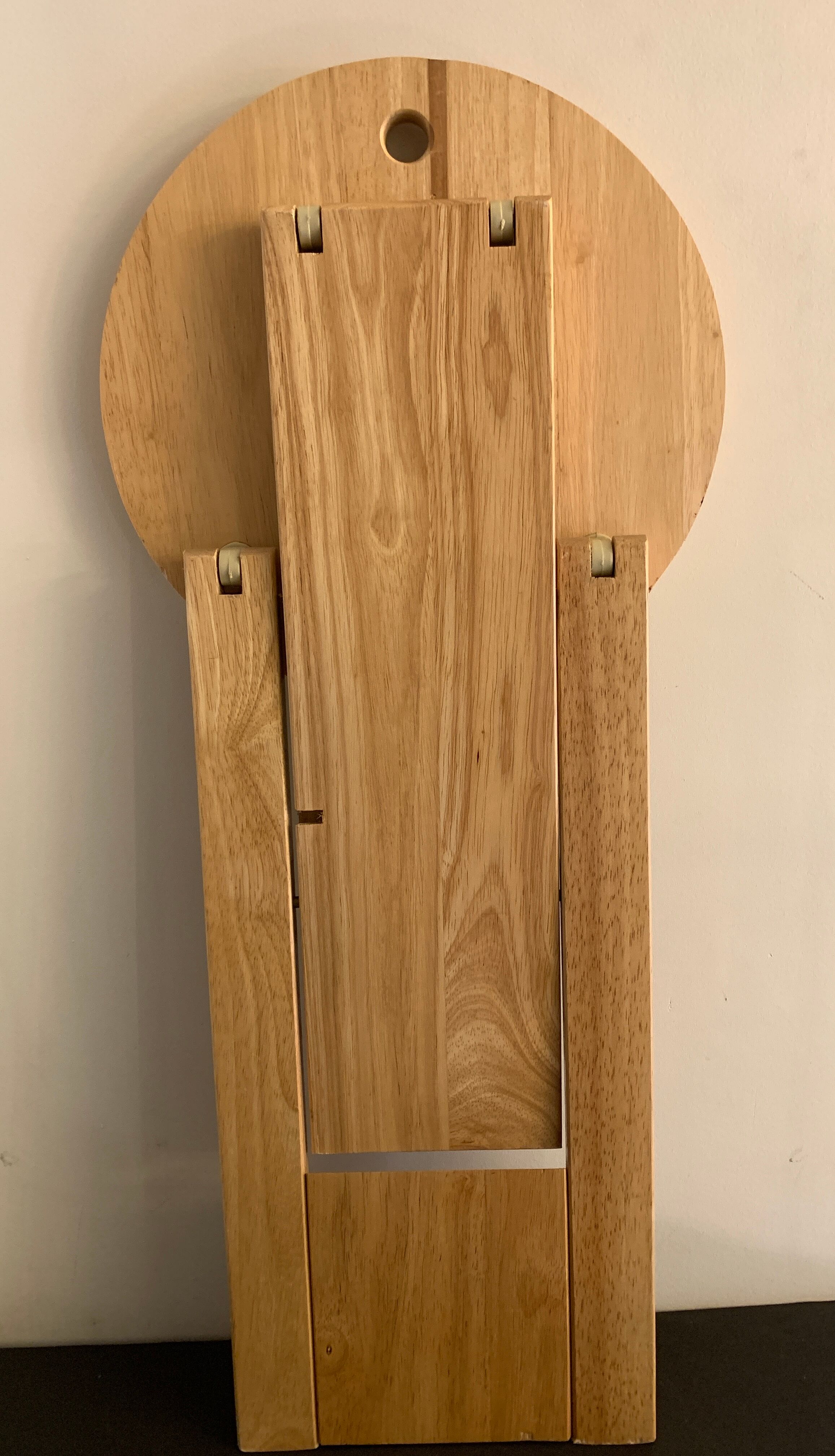 Folding wooden stool design Adrian Reed, Suzy, 1980