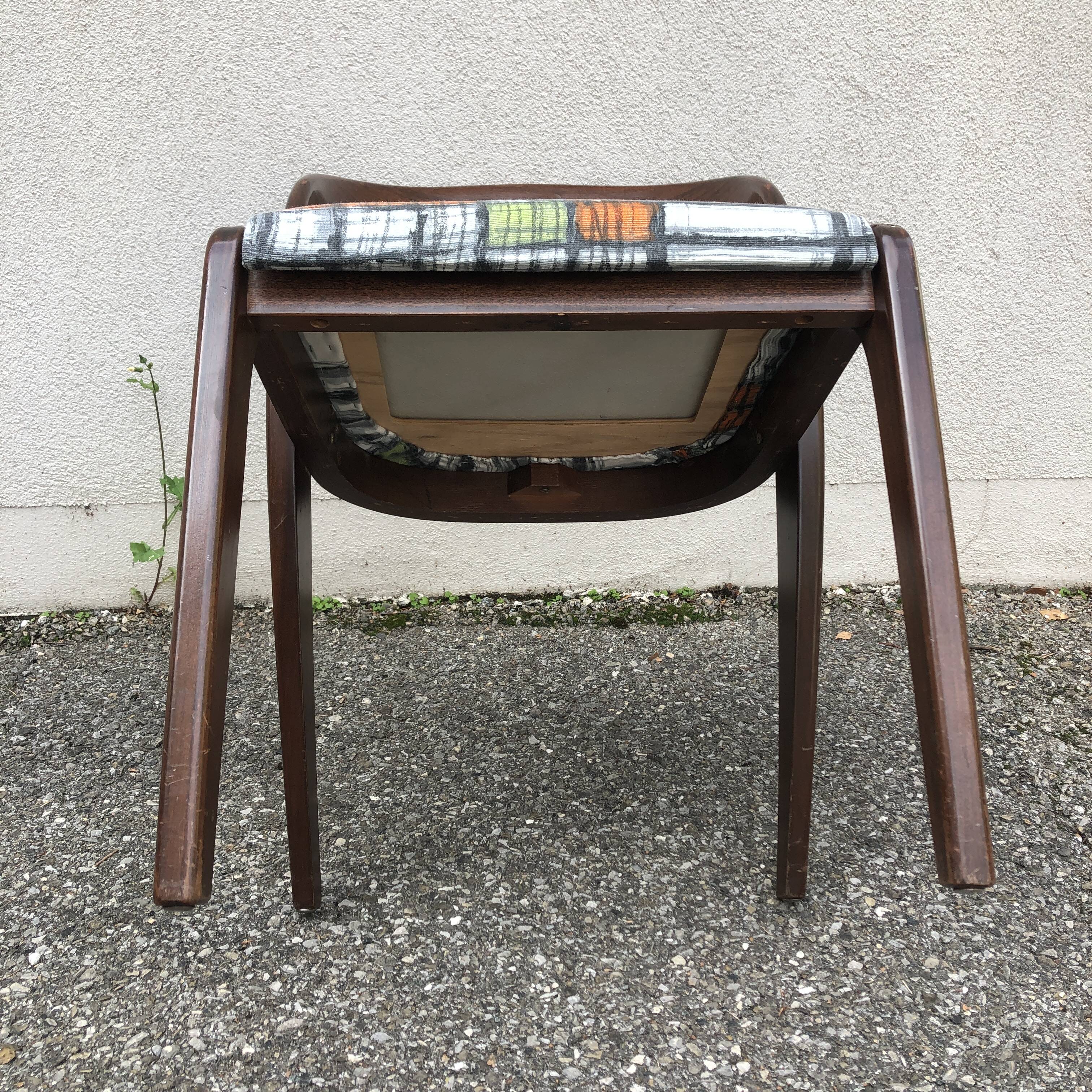 Baumann gondola chairs