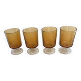4 stemmed glasses