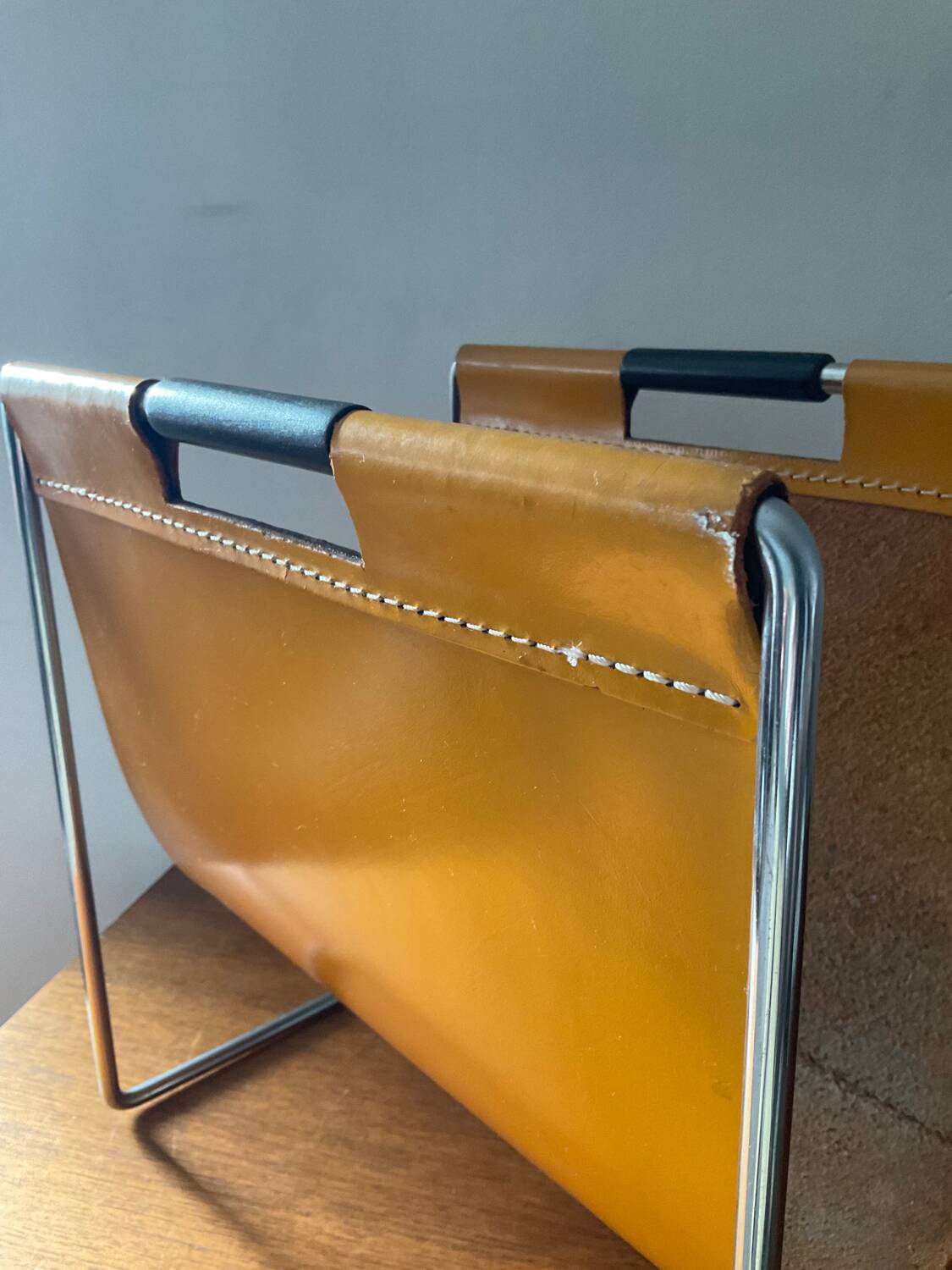 Dodime magazine rack for Brabantia from the 60s and 70s